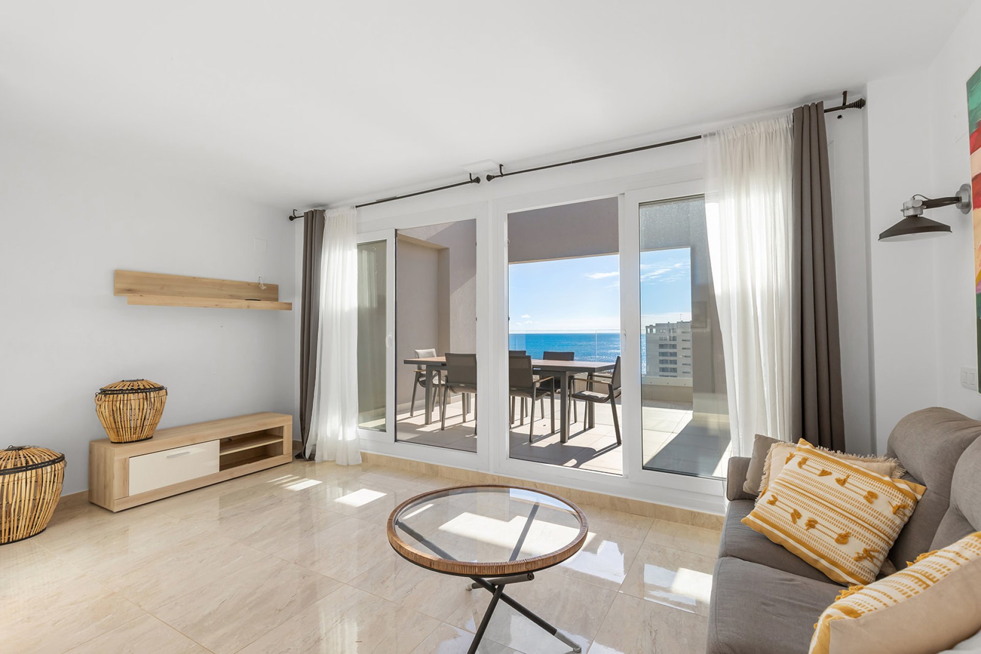 Resale - Apartment / flat -
Orihuela Costa - Punta Prima