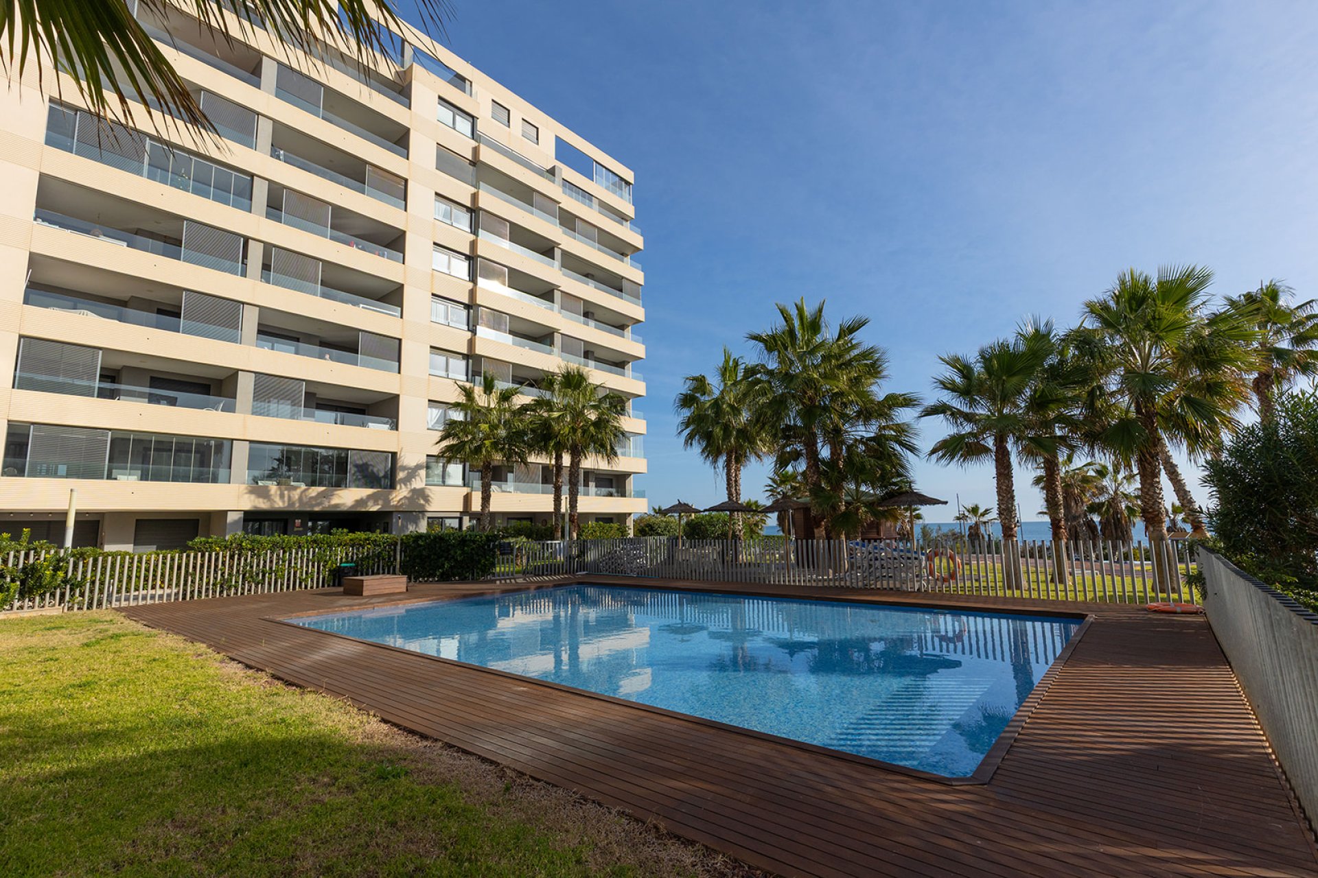 Resale - Apartment / flat -
Orihuela Costa - Punta Prima