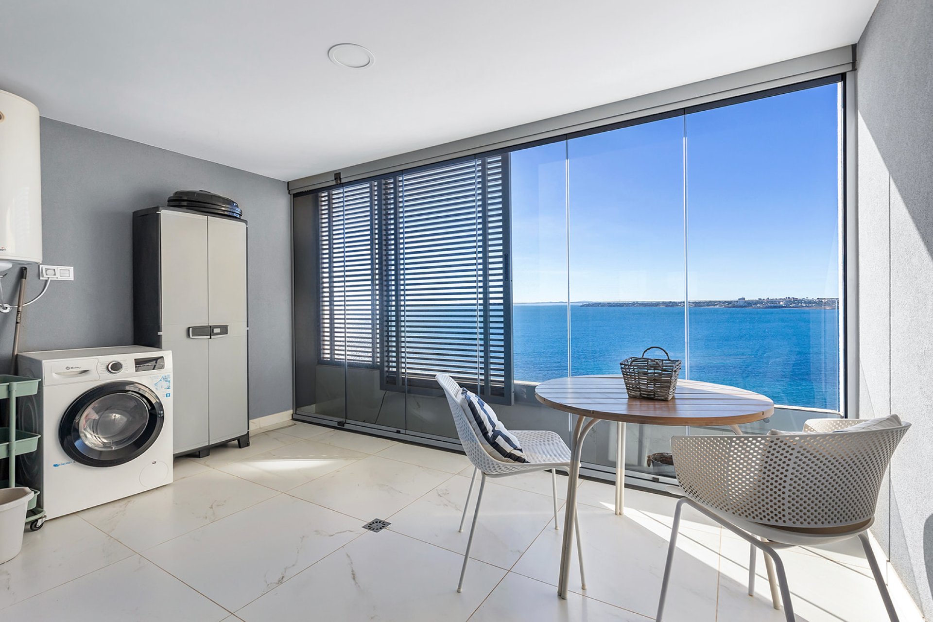 Resale - Apartment / flat -
Orihuela Costa - Punta Prima