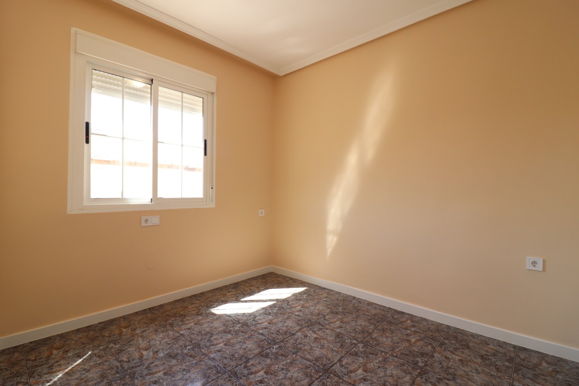 Resale - Apartment / flat -
Orihuela Costa - Punta Prima