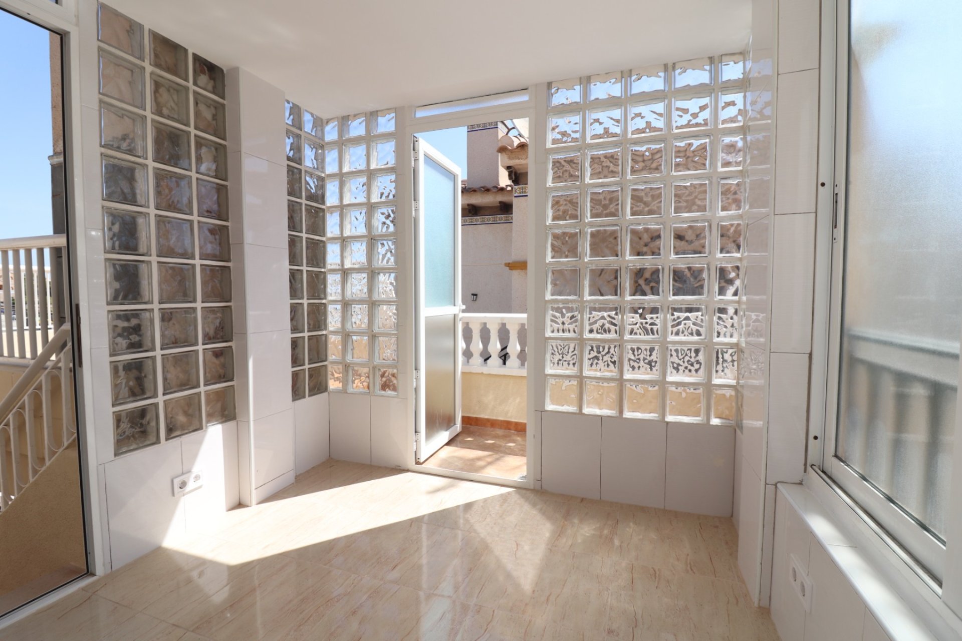 Resale - Apartment / flat -
Orihuela Costa - Punta Prima