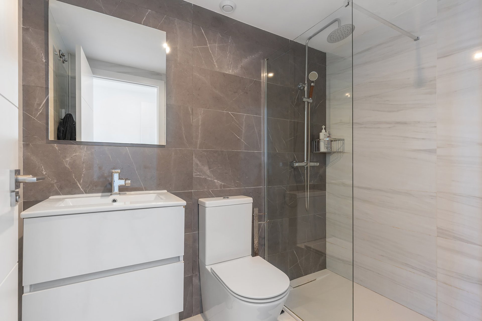 Resale - Apartment / flat -
Orihuela Costa - Punta Prima
