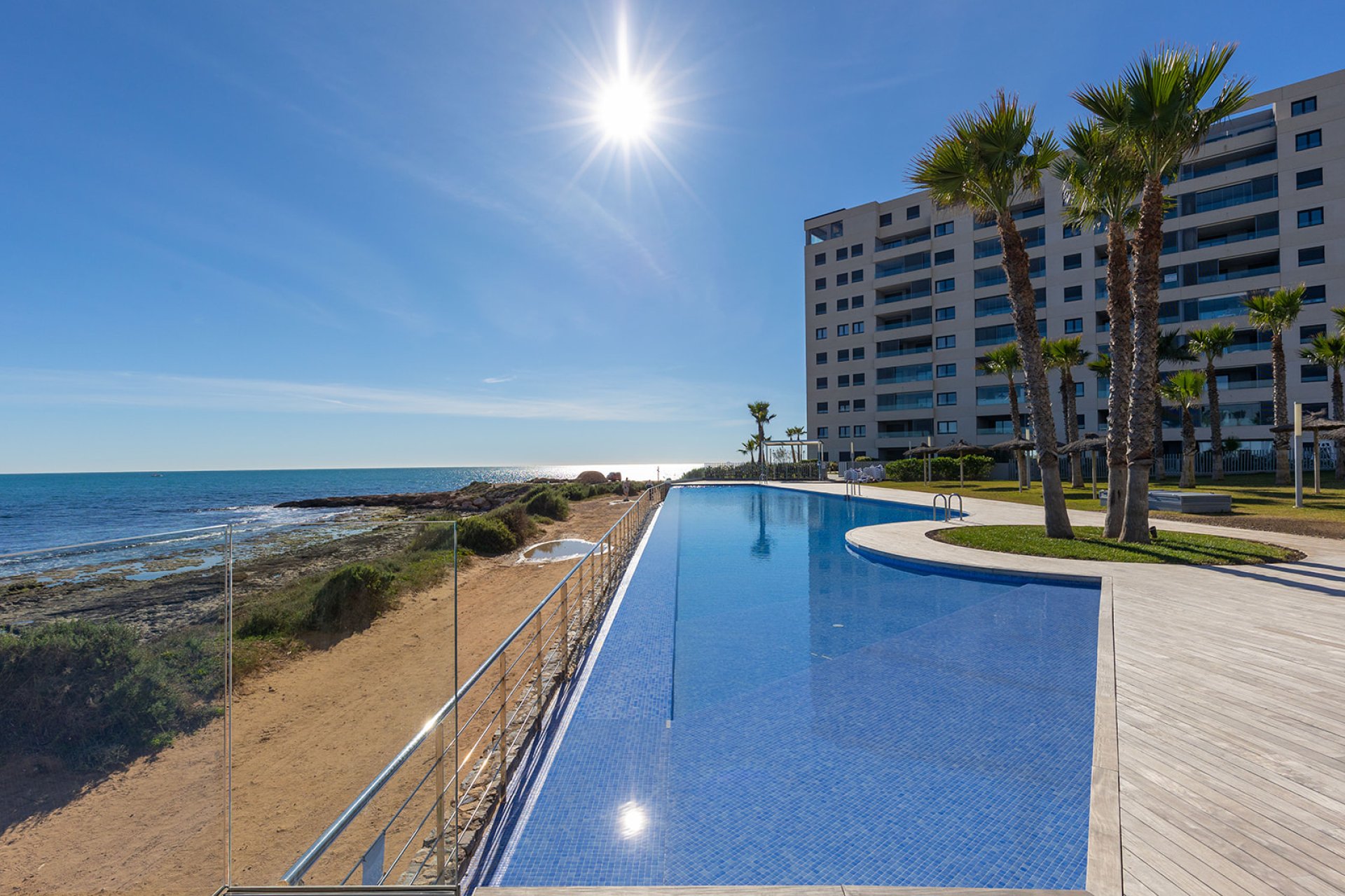 Resale - Apartment / flat -
Orihuela Costa - Punta Prima