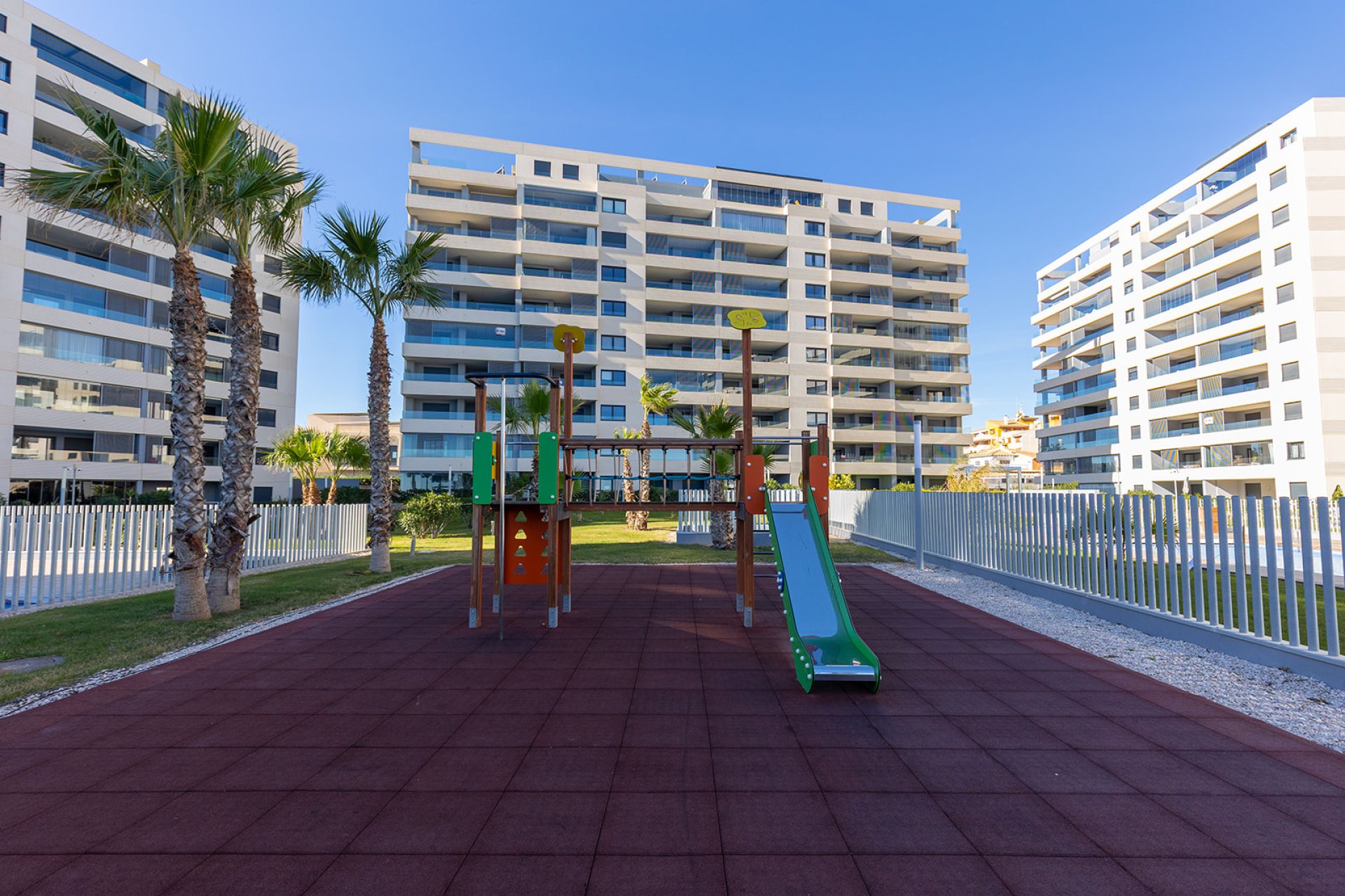 Resale - Apartment / flat -
Orihuela Costa - Punta Prima