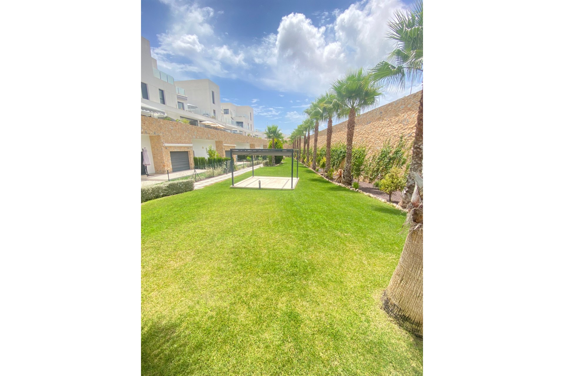 Resale - Apartment / flat -
Orihuela Costa - Villamartín