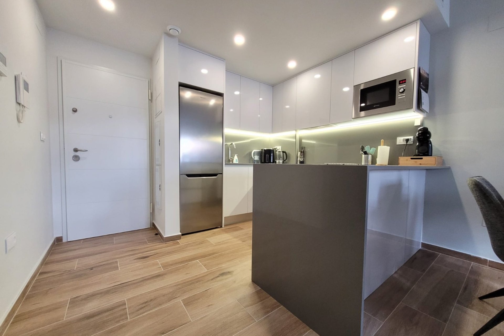 Resale - Apartment / flat -
Orihuela Costa - Villamartin