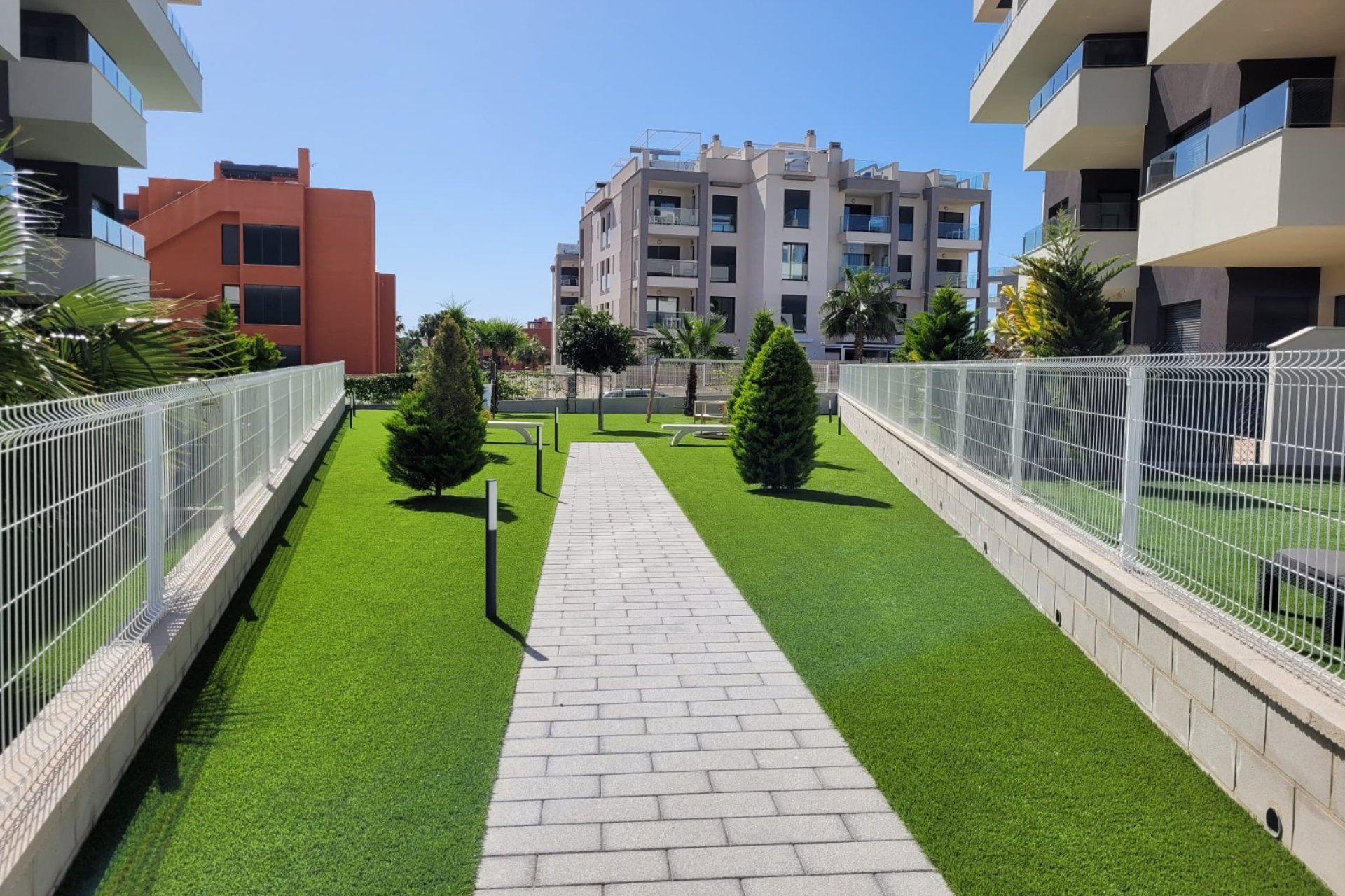 Resale - Apartment / flat -
Orihuela Costa - Villamartin