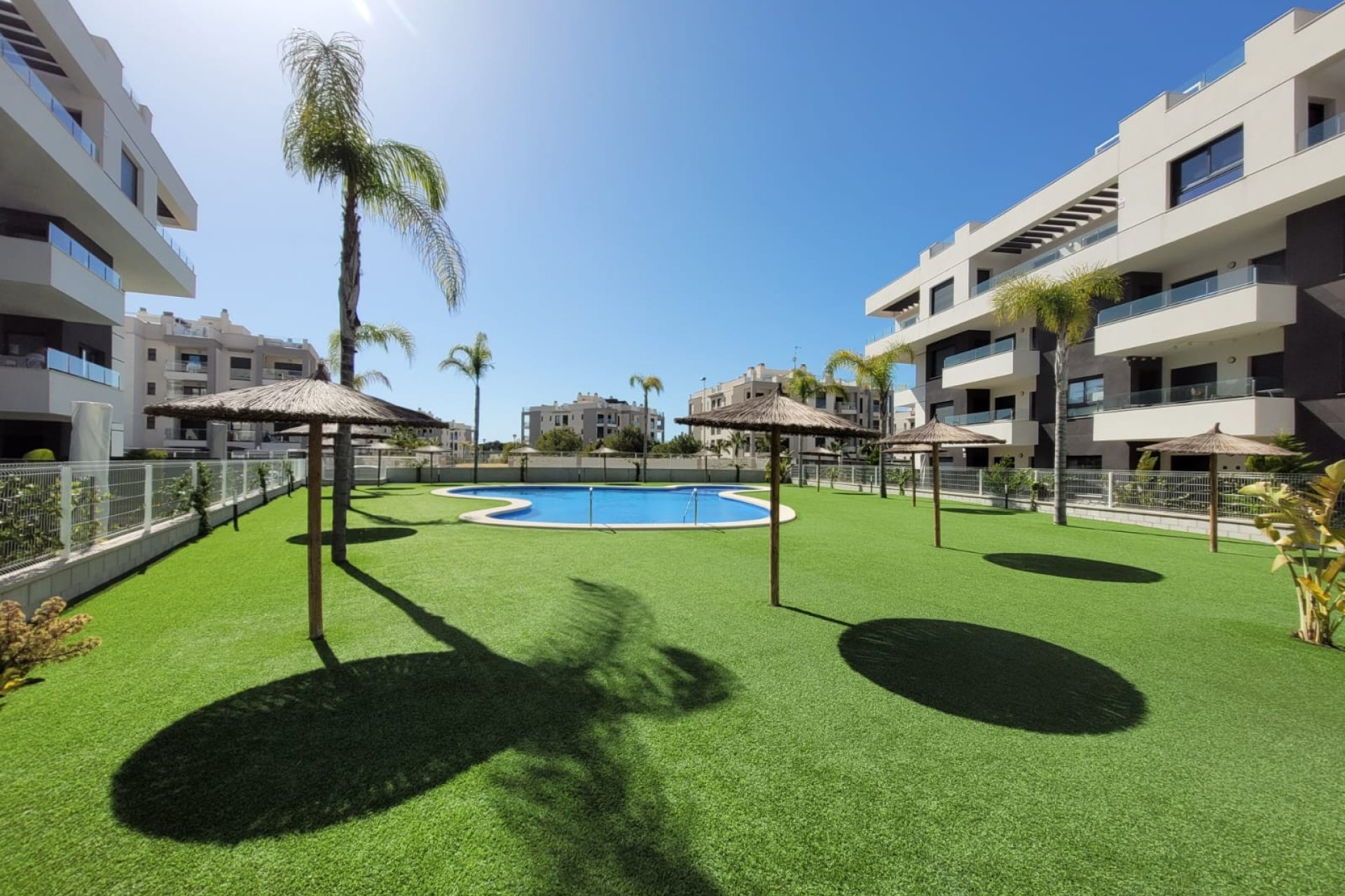Resale - Apartment / flat -
Orihuela Costa - Villamartin
