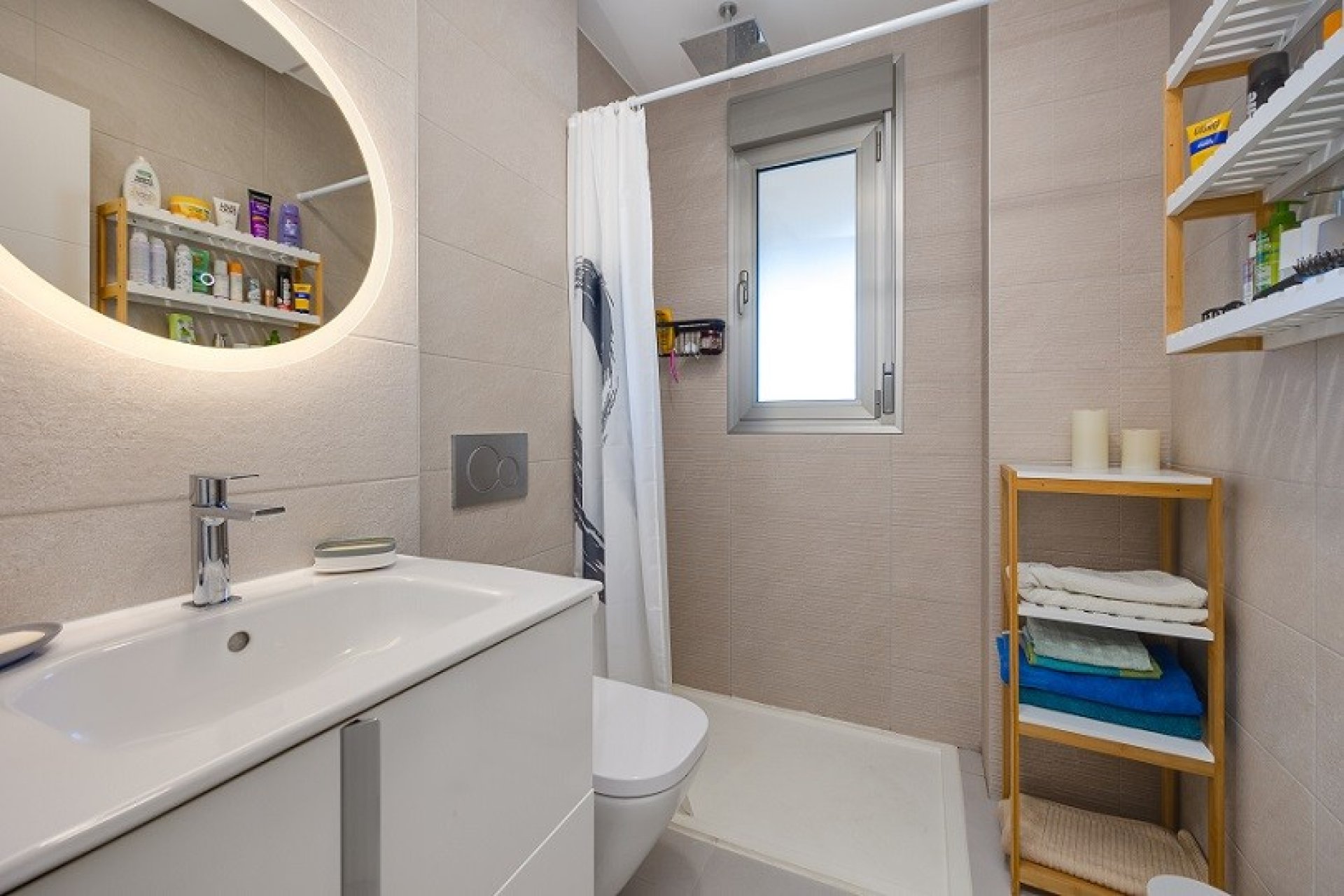 Resale - Apartment / flat -
Orihuela Costa - Villamartin