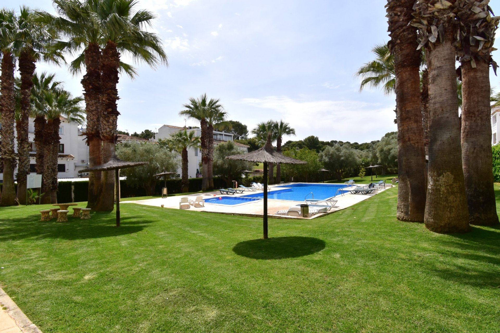 Resale - Apartment / flat -
Orihuela Costa - Villamartin