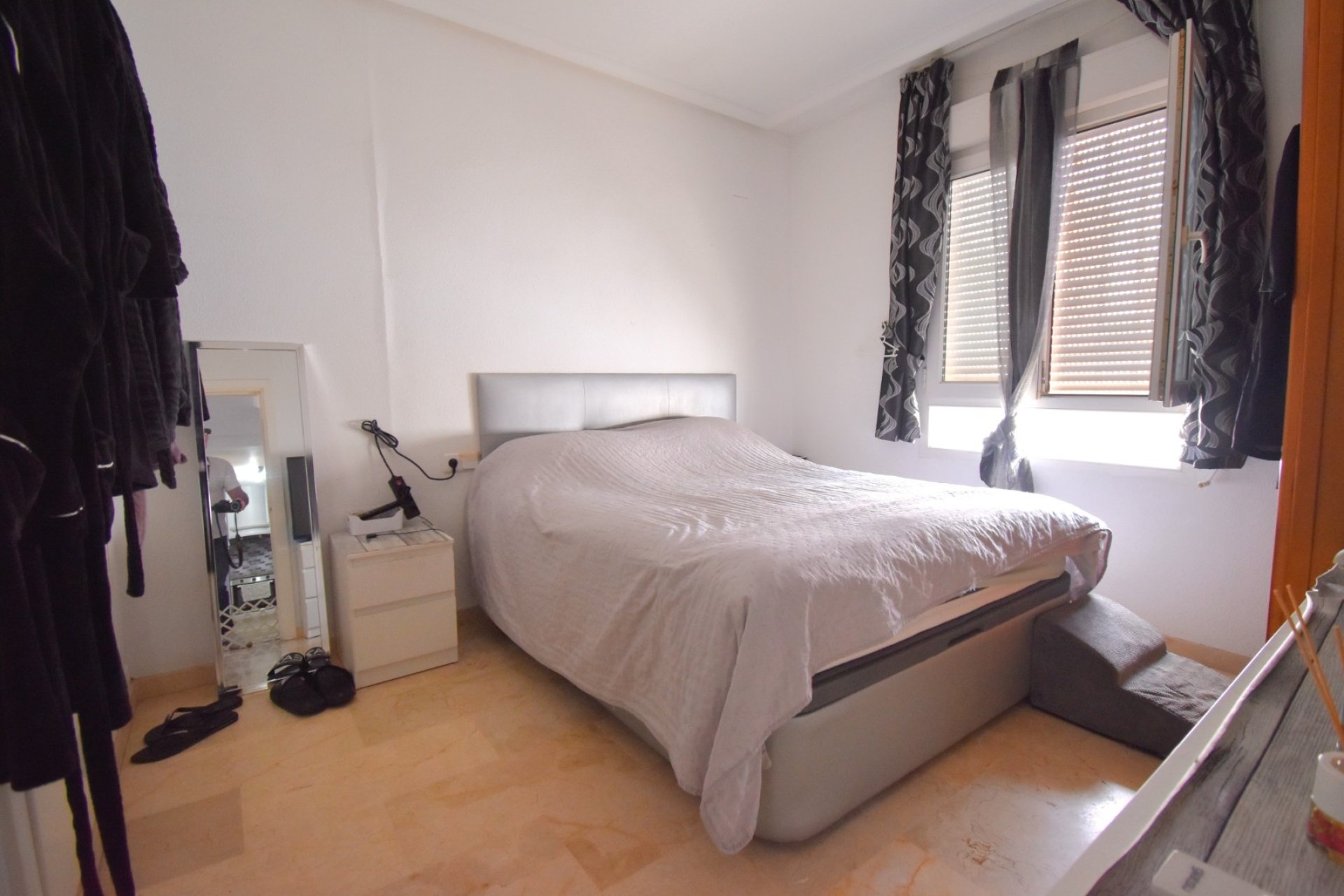 Resale - Apartment / flat -
Orihuela Costa - Villamartin