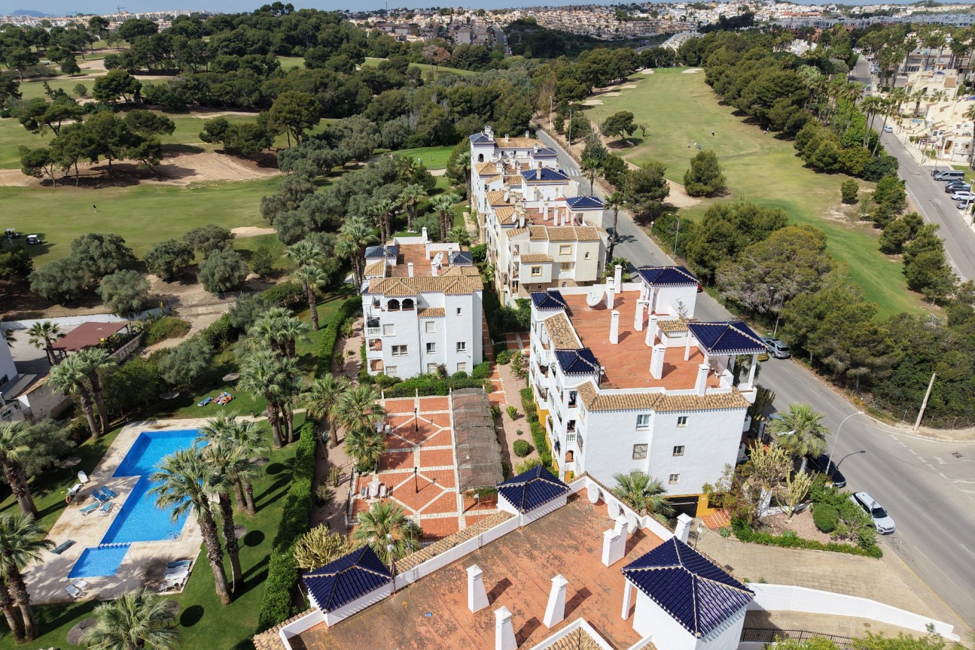 Resale - Apartment / flat -
Orihuela Costa - Villamartin