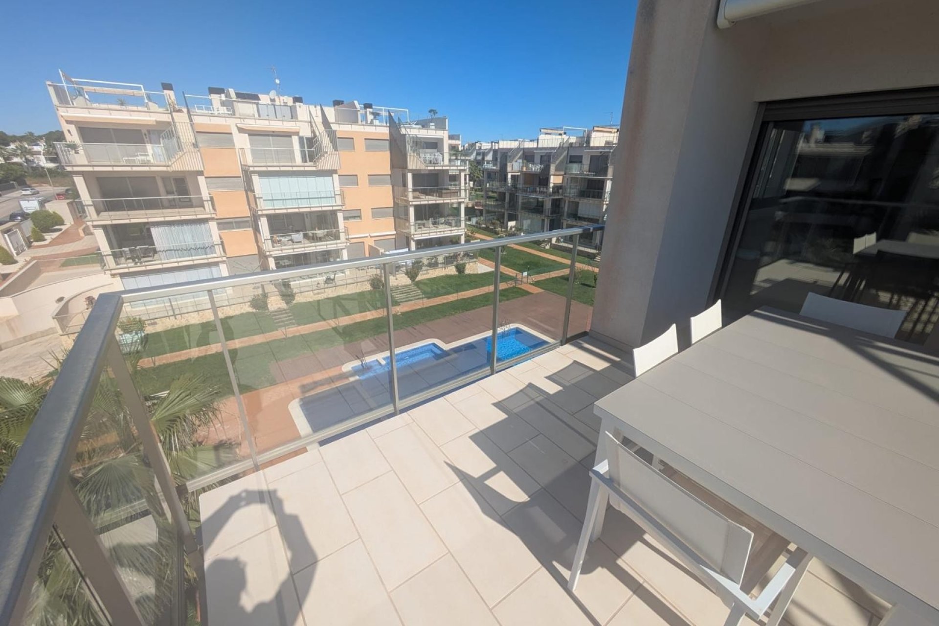 Resale - Apartment / flat -
Orihuela Costa - Villamartin