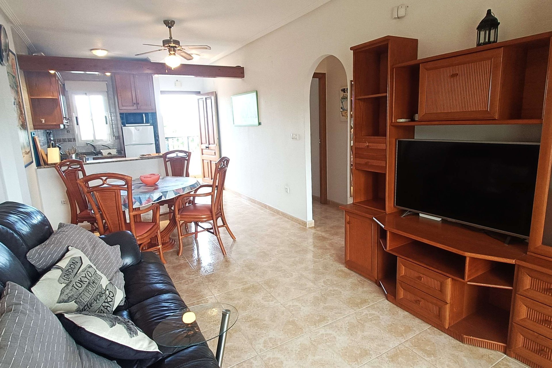 Resale - Apartment / flat -
Orihuela Costa - Villamartin