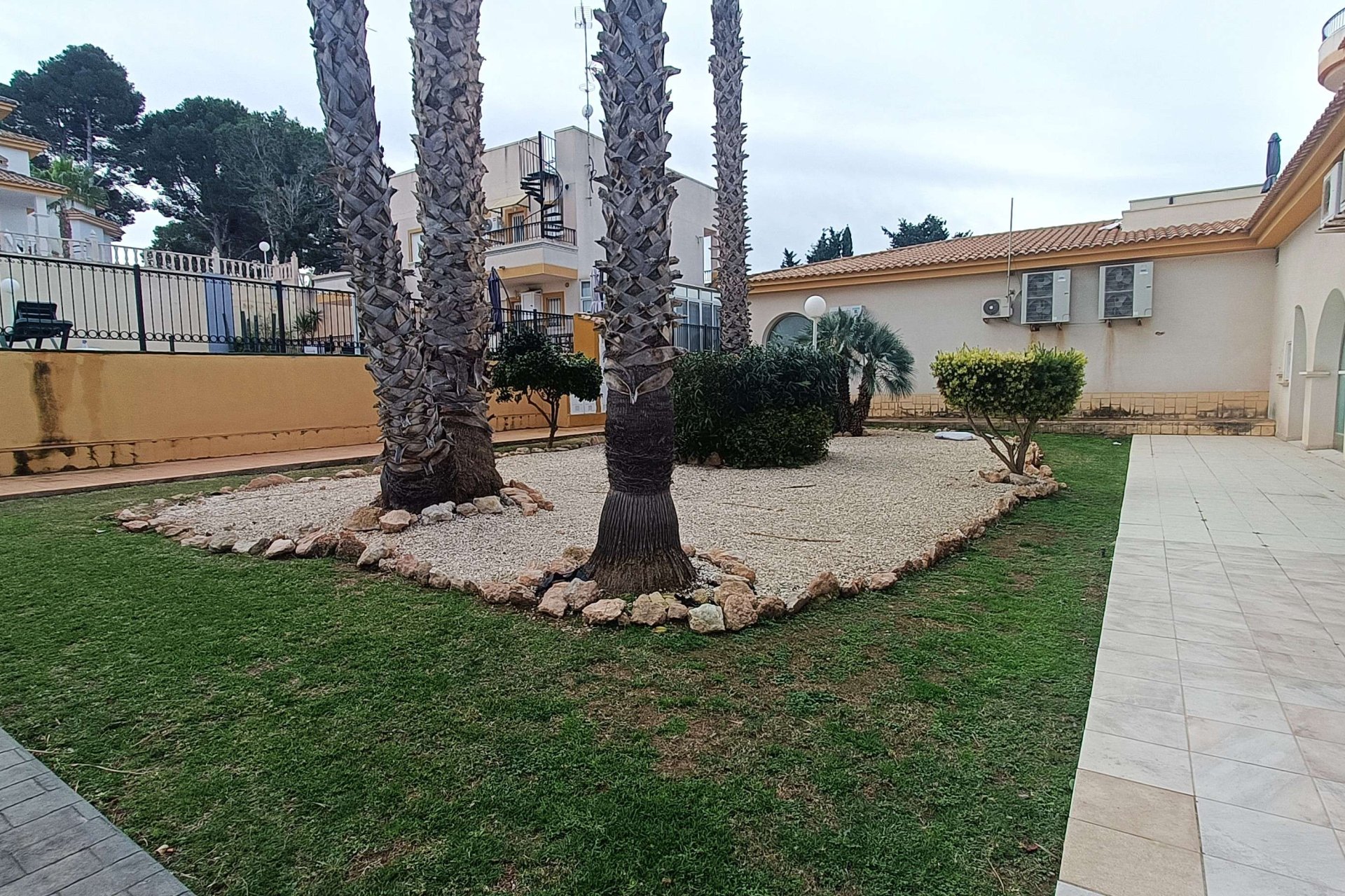 Resale - Apartment / flat -
Orihuela Costa - Villamartin