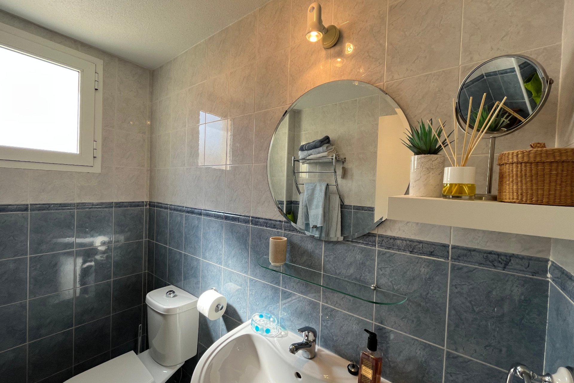 Resale - Apartment / flat -
Orihuela Costa - Villamartin