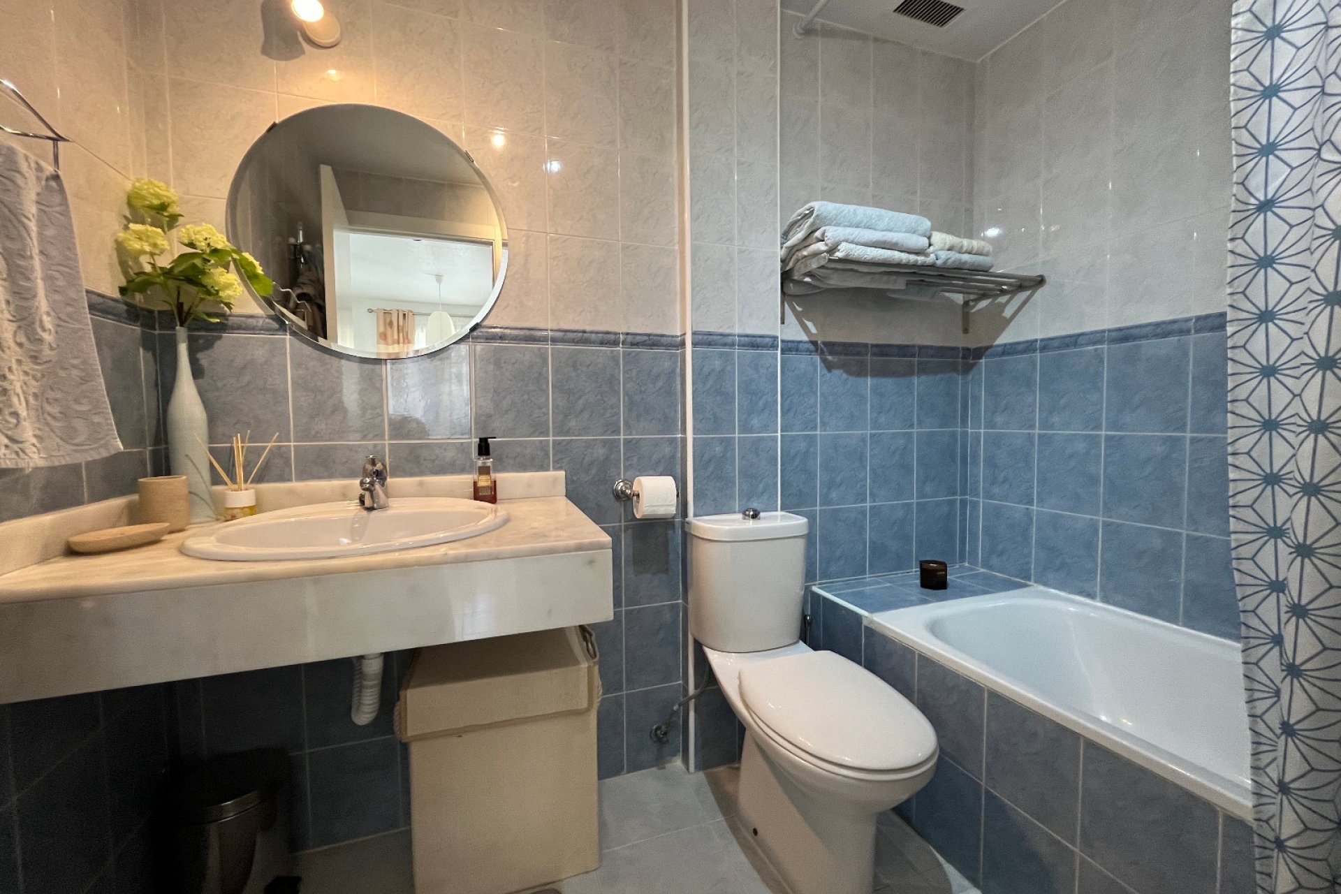 Resale - Apartment / flat -
Orihuela Costa - Villamartin