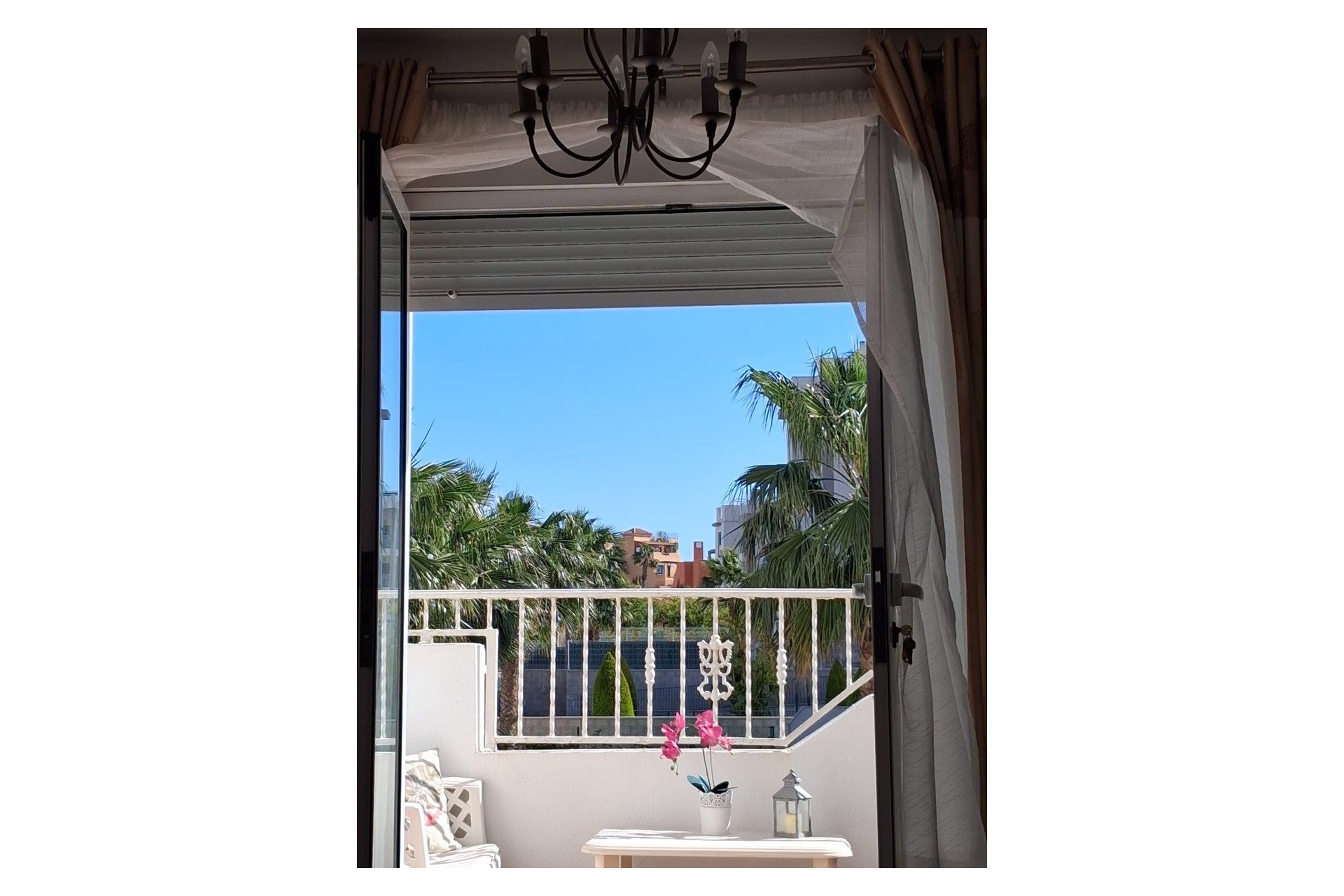 Resale - Apartment / flat -
Orihuela Costa - Villamartin