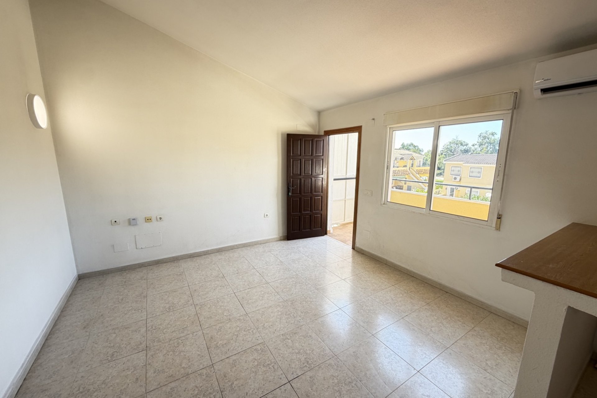 Resale - Apartment / flat -
Orihuela Costa - Villamartin