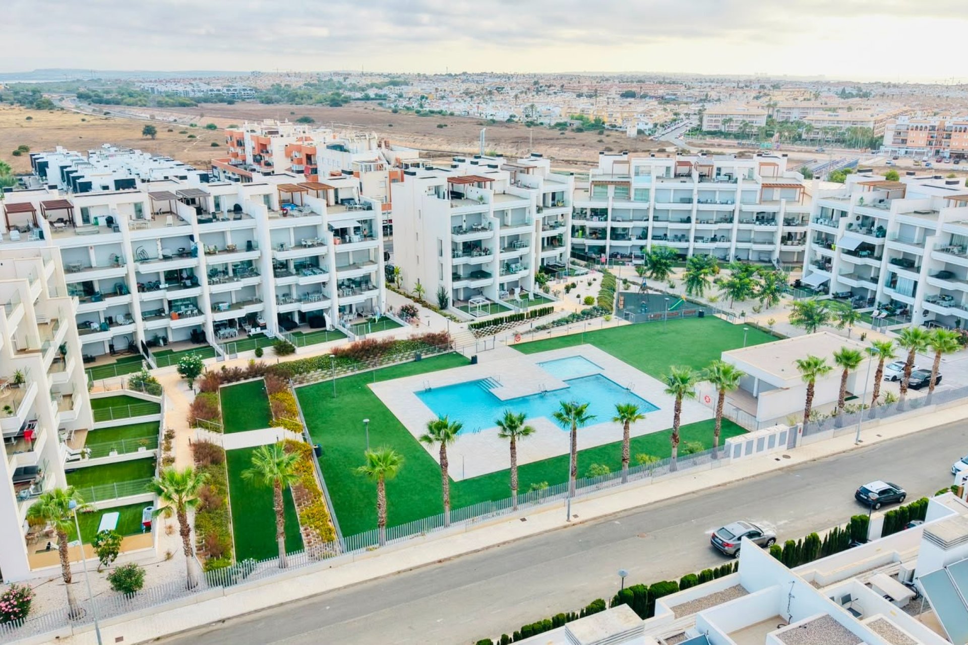 Resale - Apartment / flat -
Orihuela Costa - Villamartin