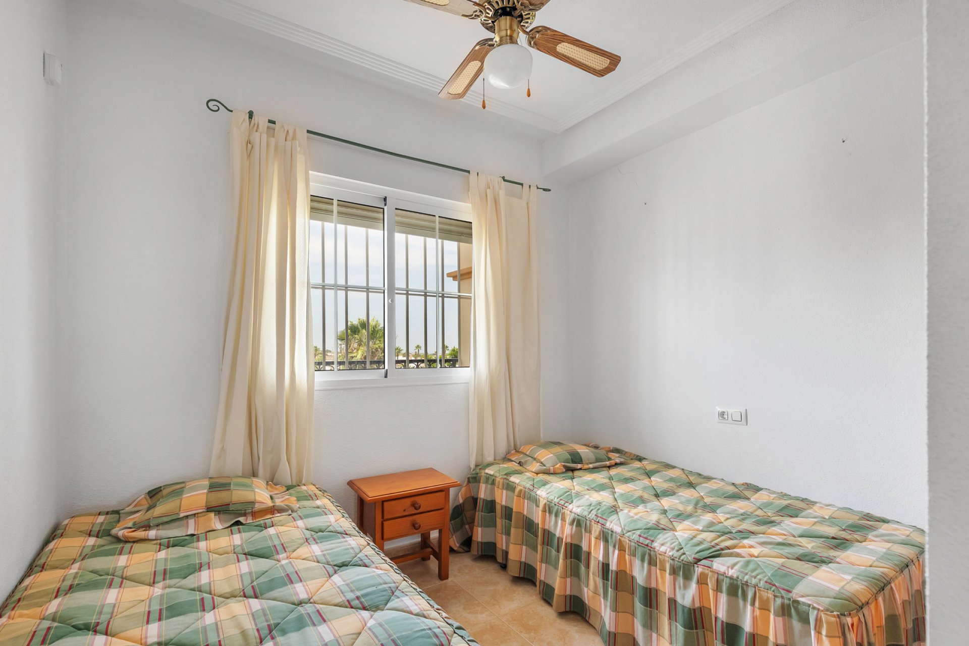 Resale - Apartment / flat -
Orihuela Costa - Villamartin