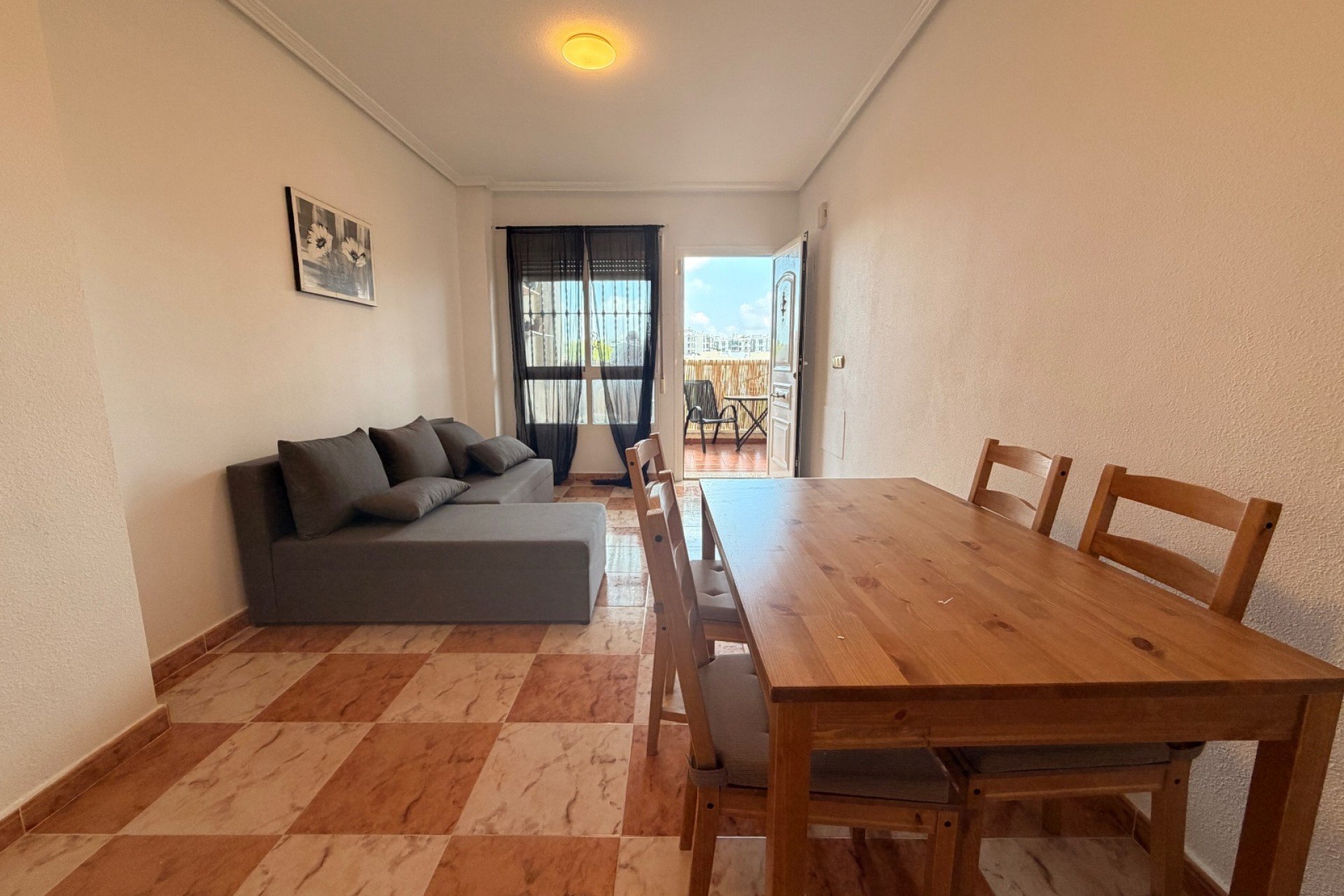 Resale - Apartment / flat -
Orihuela Costa - Villamartin