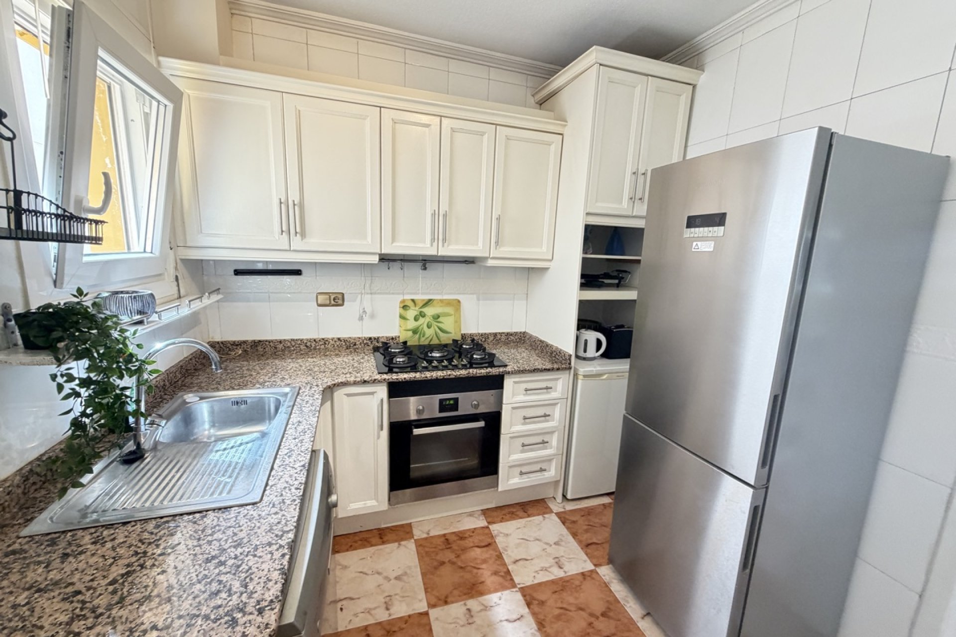 Resale - Apartment / flat -
Orihuela Costa - Villamartin