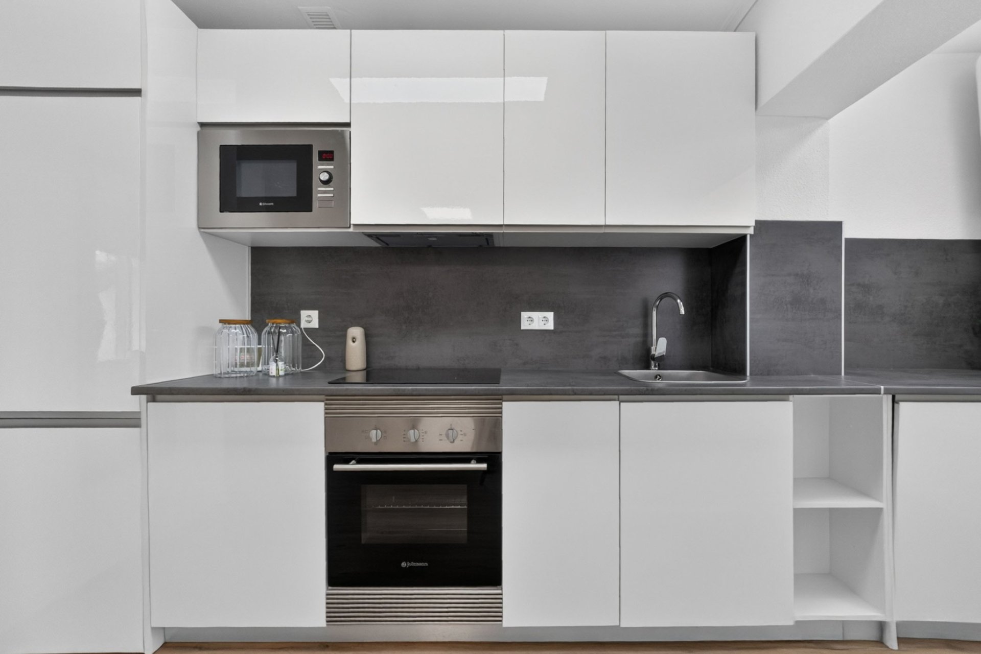 Resale - Apartment / flat -
Orihuela Costa - Villamartin