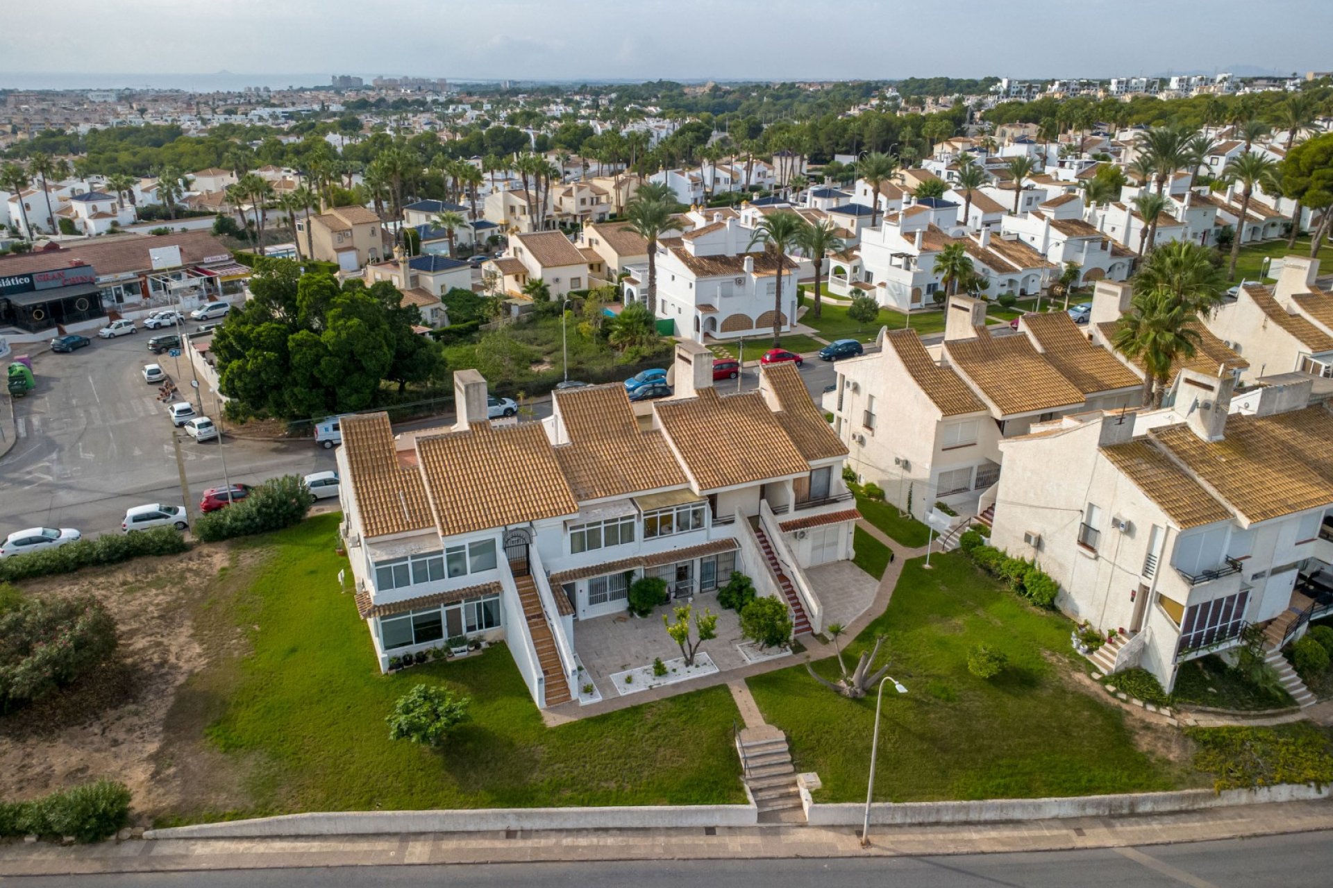 Resale - Apartment / flat -
Orihuela Costa - Villamartin