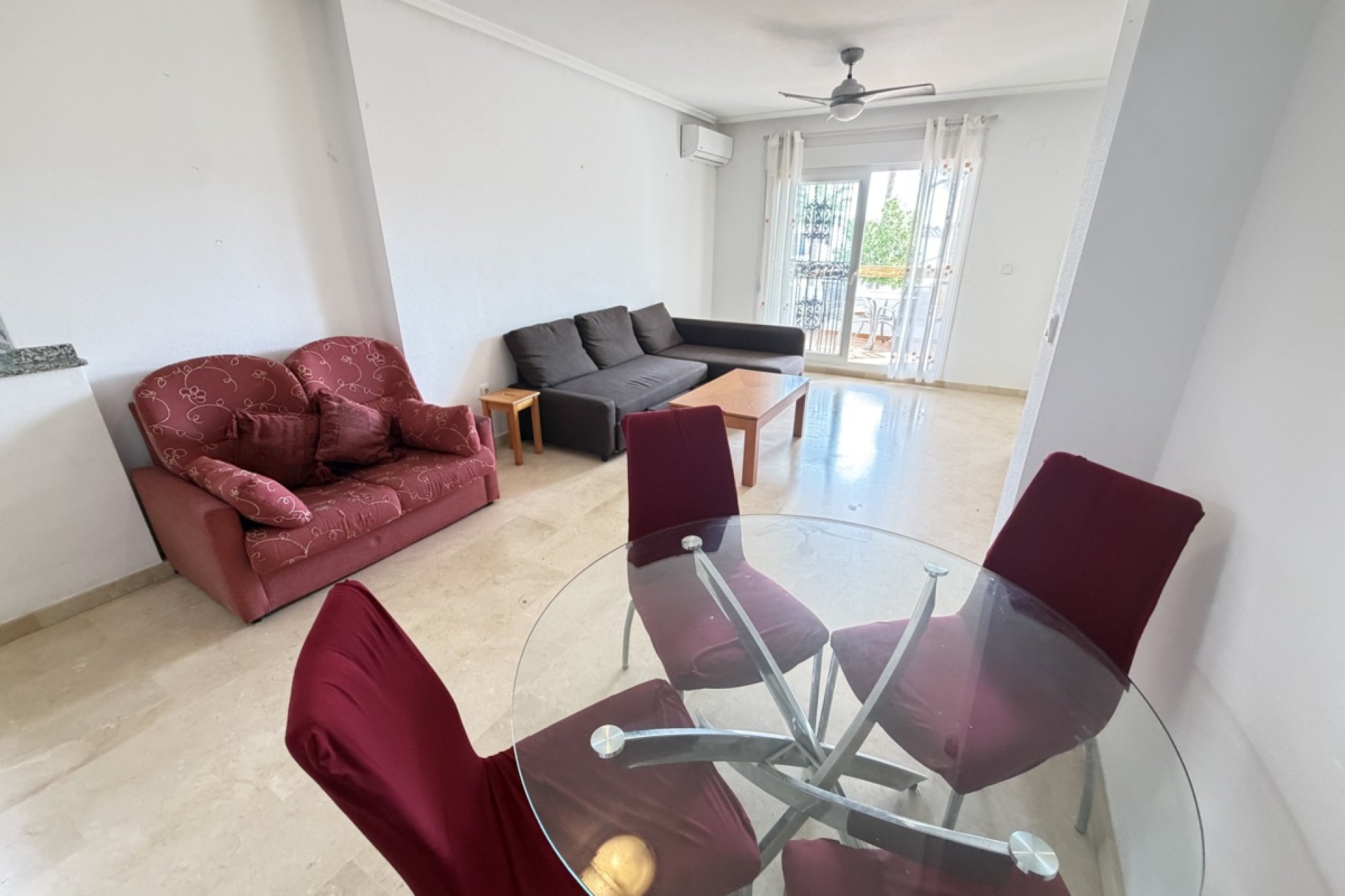 Resale - Apartment / flat -
Orihuela Costa - Villamartin