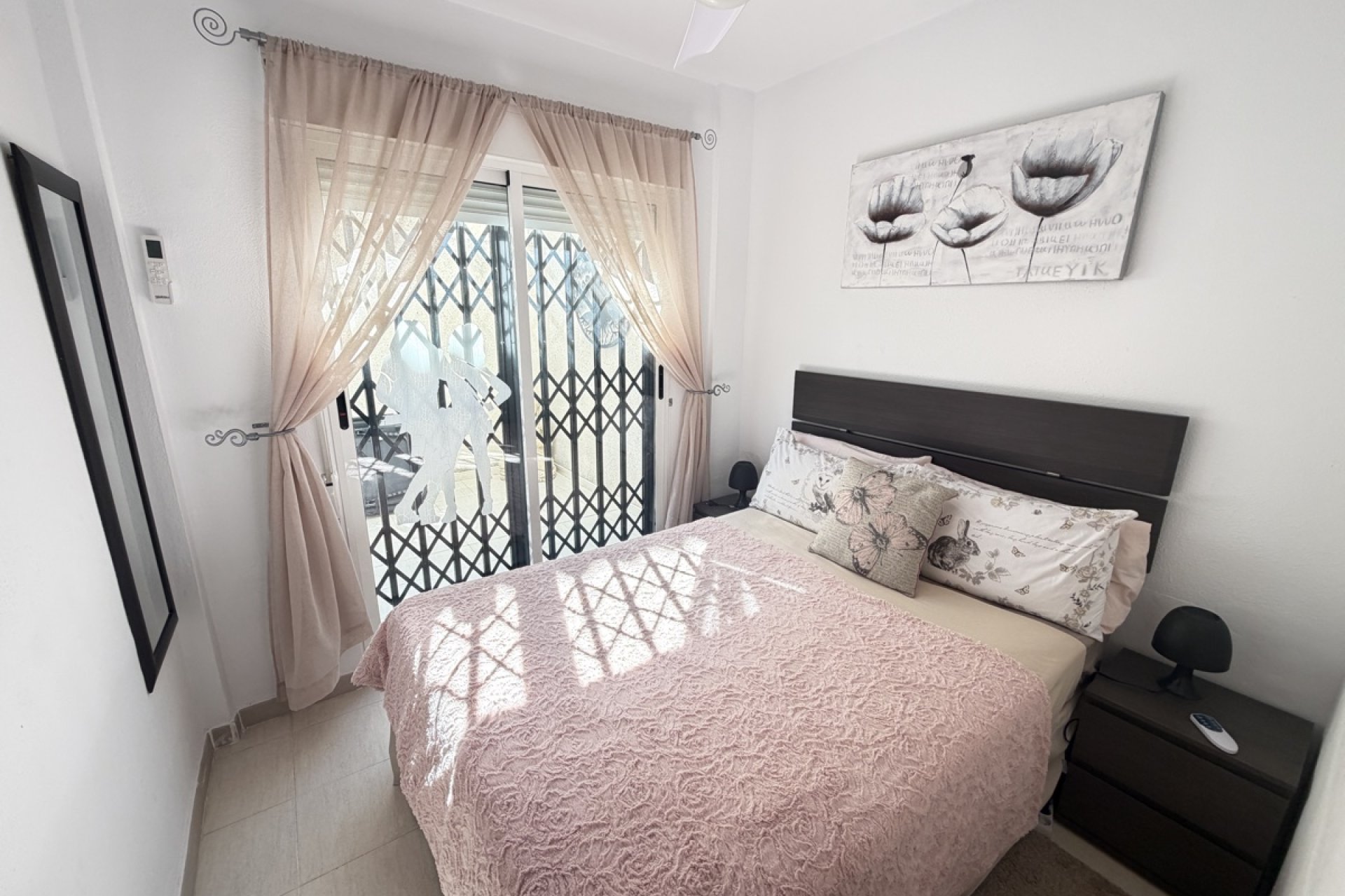 Resale - Apartment / flat -
Orihuela Costa - Villamartin