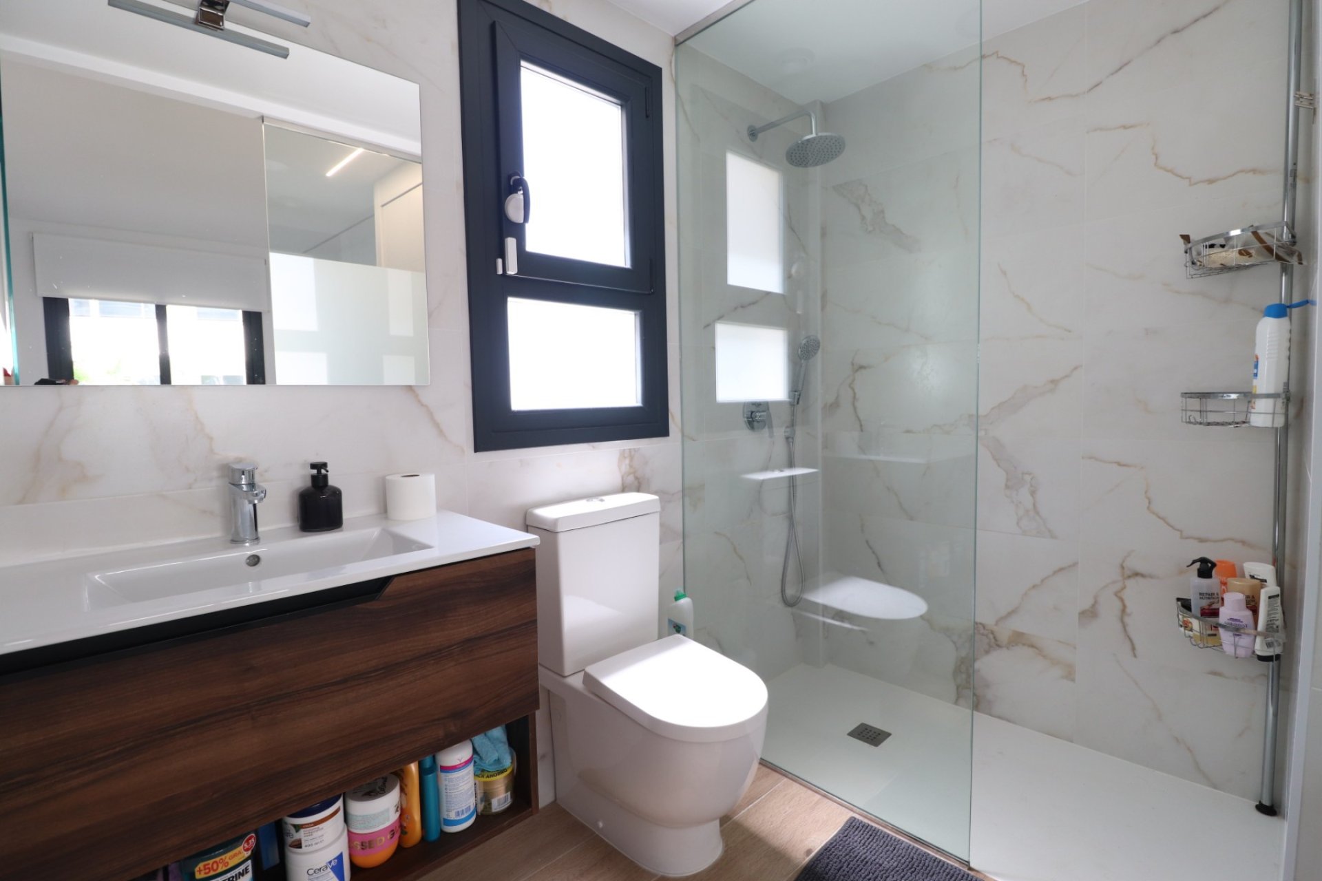 Resale - Apartment / flat -
Orihuela Costa - Villamartin