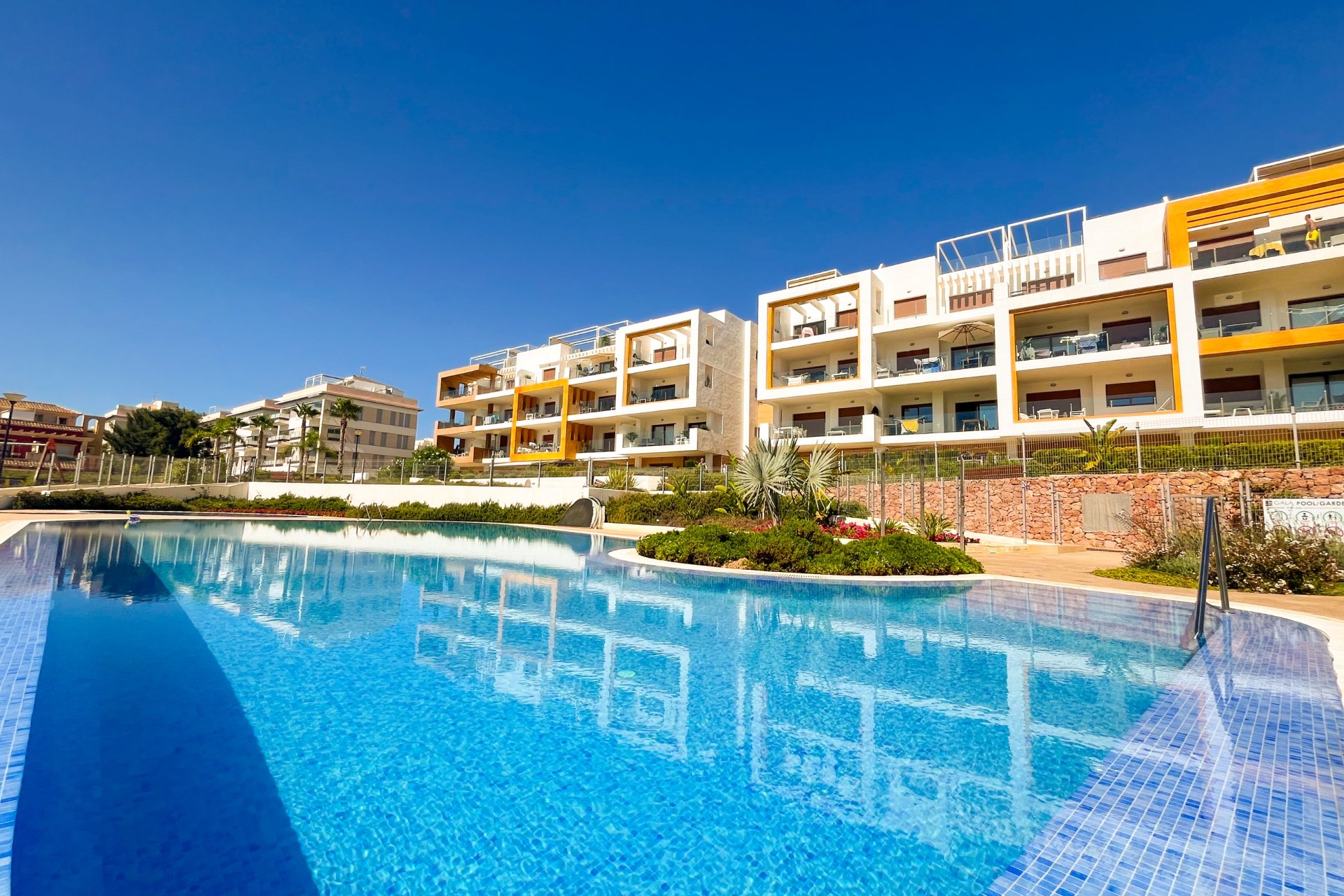 Resale - Apartment / flat -
Orihuela Costa - Villamartín