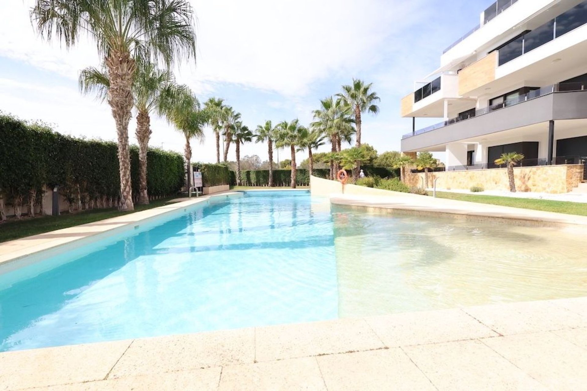 Resale - Apartment / flat -
Orihuela Costa