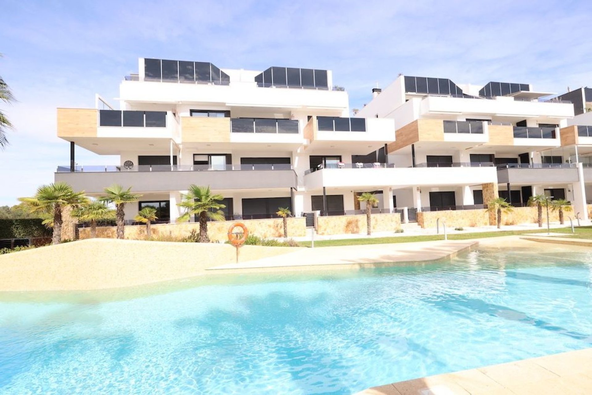 Resale - Apartment / flat -
Orihuela Costa