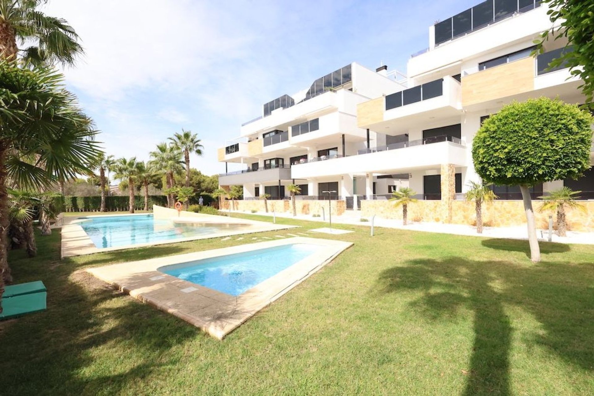 Resale - Apartment / flat -
Orihuela Costa