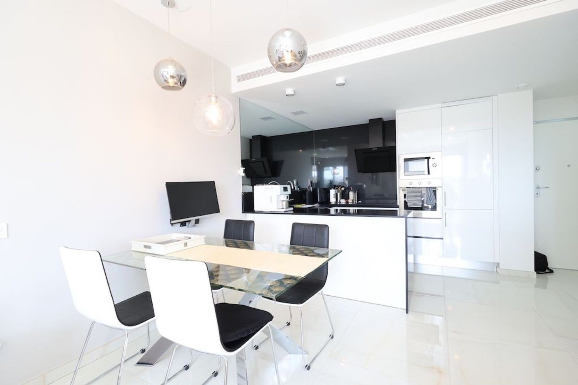 Resale - Apartment / flat -
Orihuela Costa