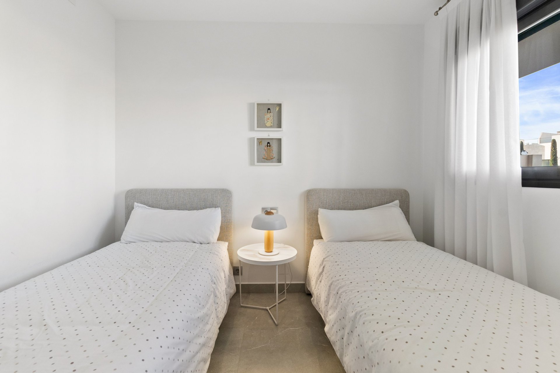 Resale - Apartment / flat -
Orihuela - Orihuela Costa