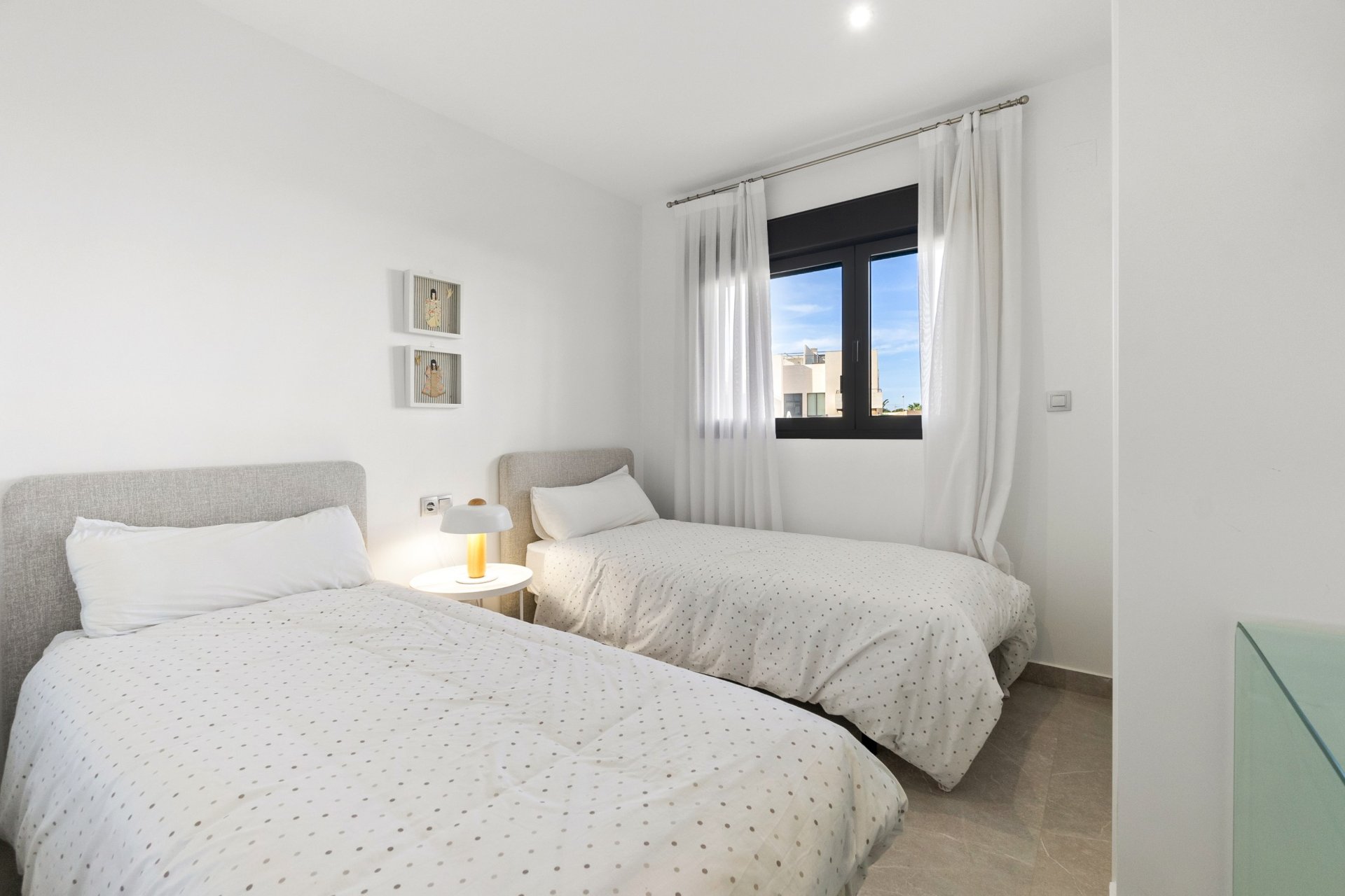 Resale - Apartment / flat -
Orihuela - Orihuela Costa