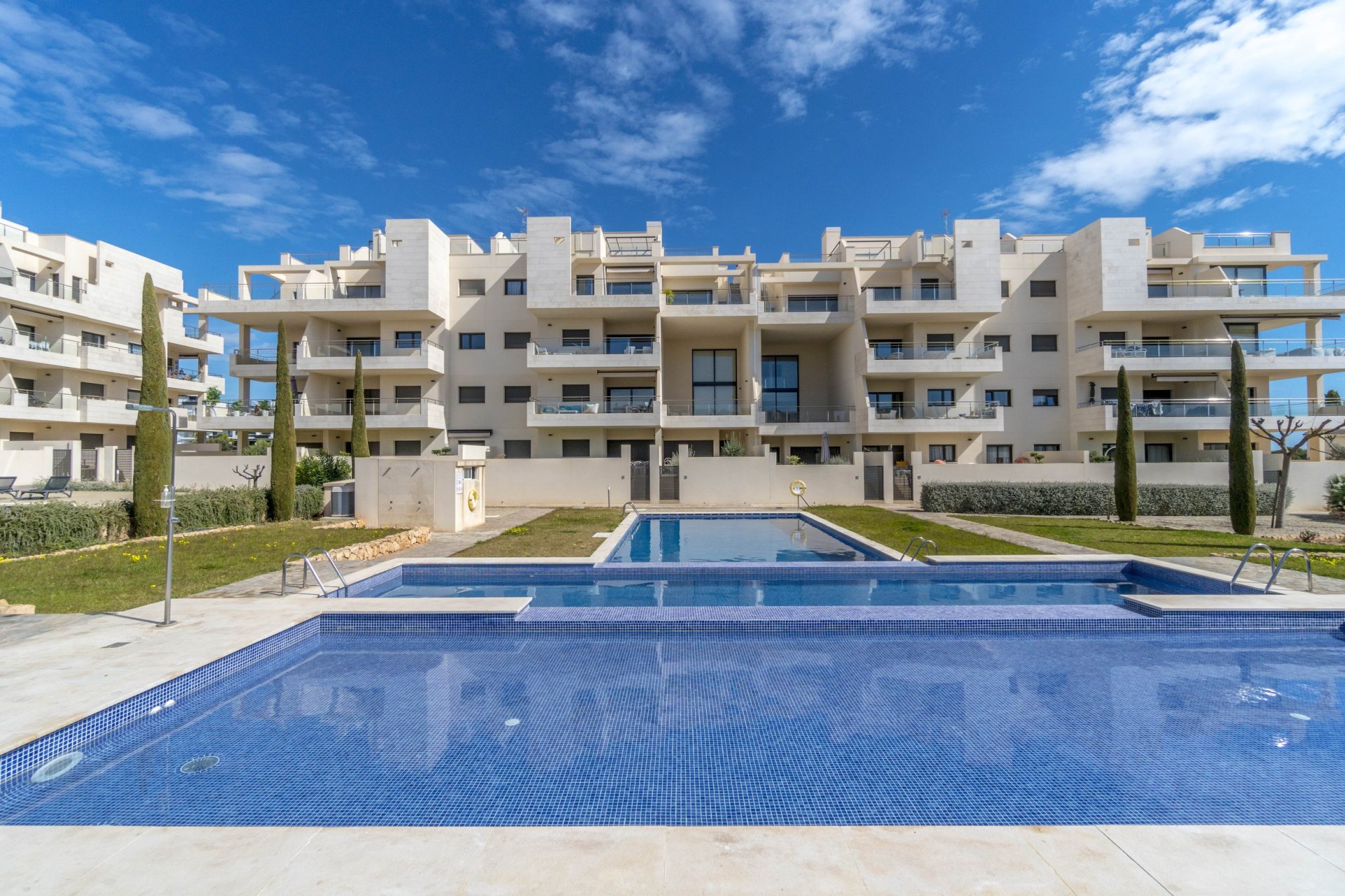Resale - Apartment / flat -
Orihuela - Orihuela Costa