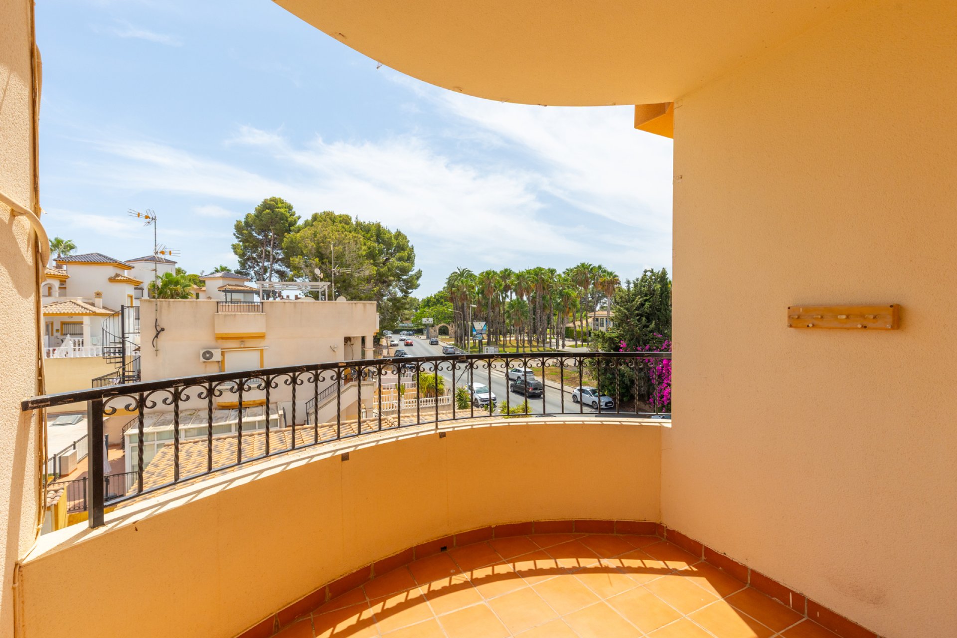 Resale - Apartment / flat -
Orihuela - Villamartin