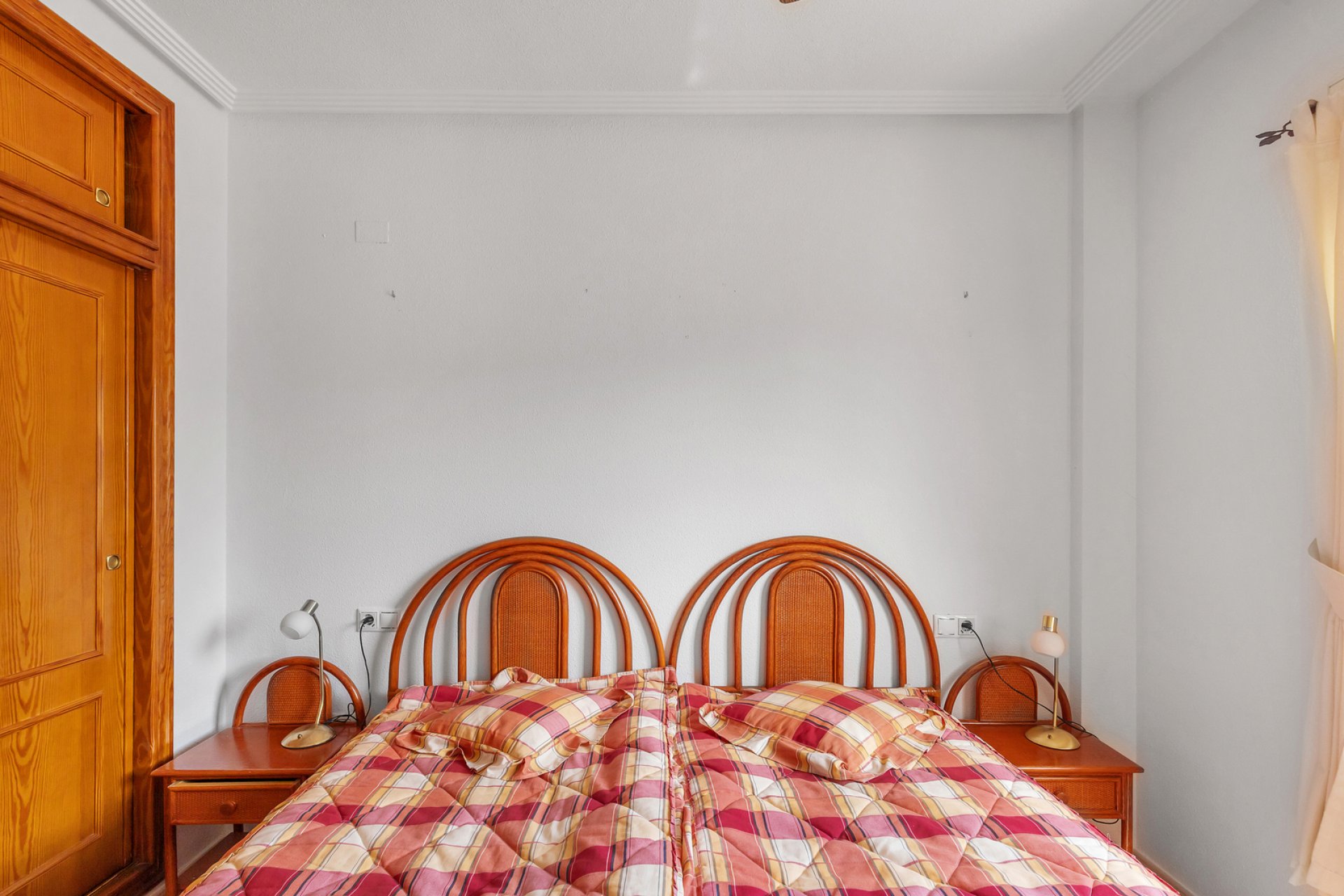 Resale - Apartment / flat -
Orihuela - Villamartin