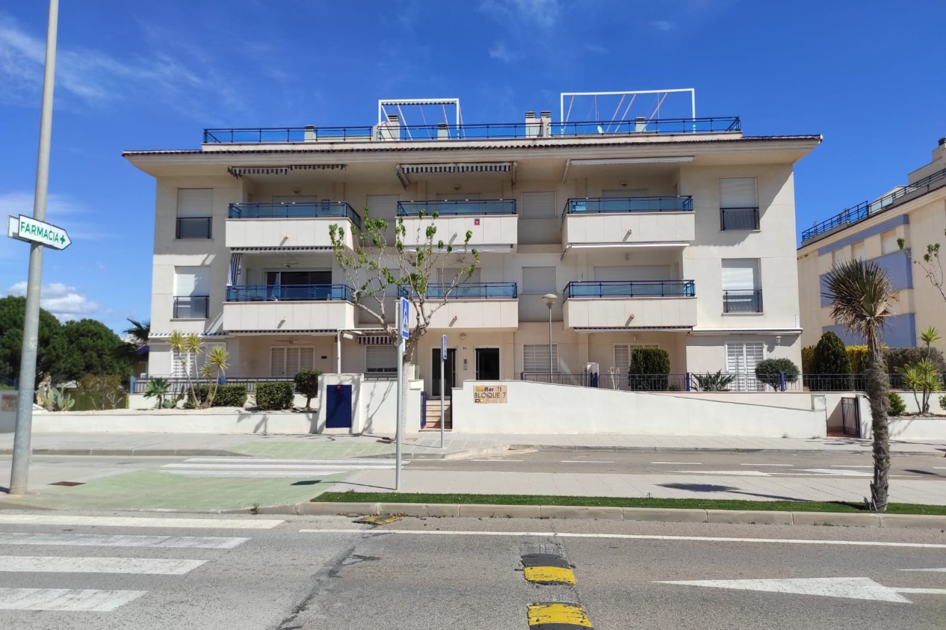 Resale - Apartment / flat -
Pilar de la Horadada - Mil Palmeras