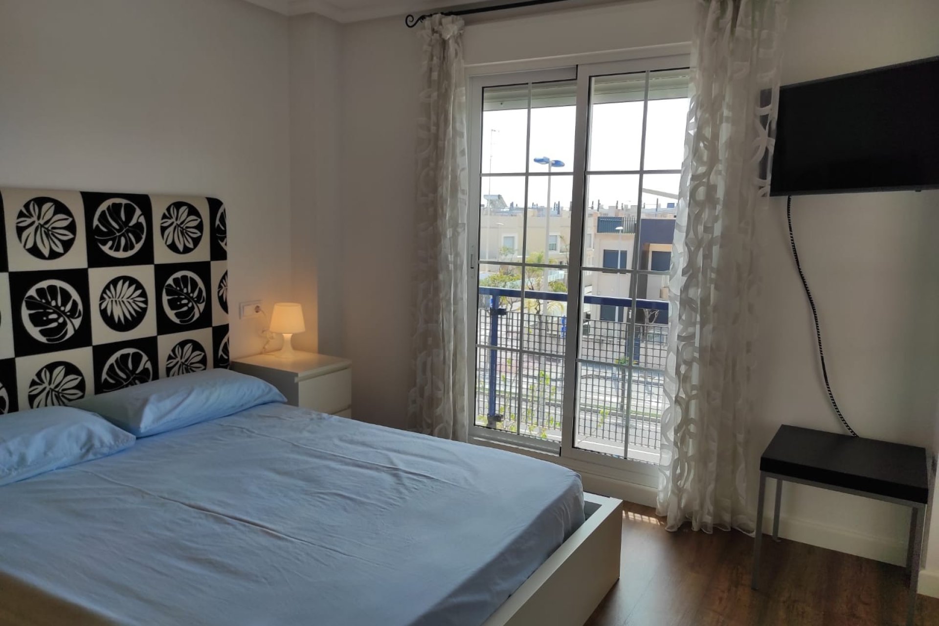 Resale - Apartment / flat -
Pilar de la Horadada - Mil Palmeras