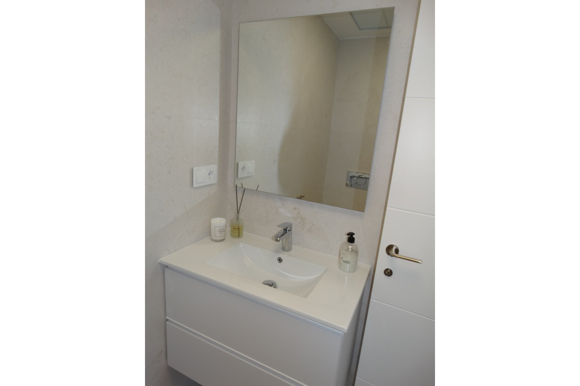 Resale - Apartment / flat -
Pilar de La Horadada - Pilar de La Horadada - Town