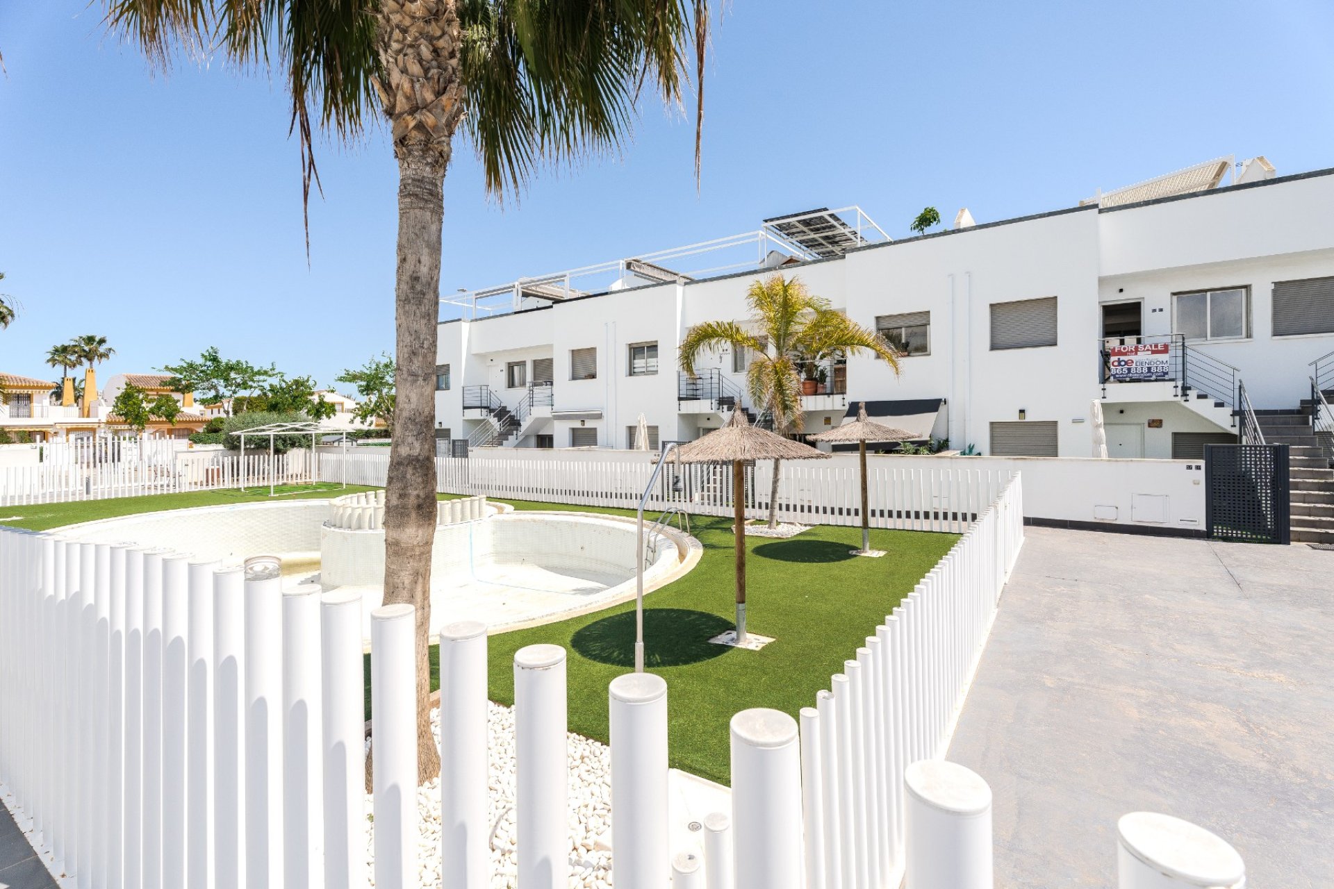 Resale - Apartment / flat -
Pilar de la Horadada - Torre de la Horadada