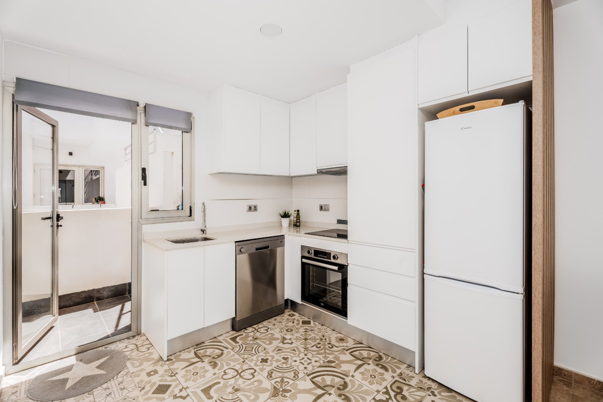 Resale - Apartment / flat -
Pilar de la Horadada - Torre de la Horadada