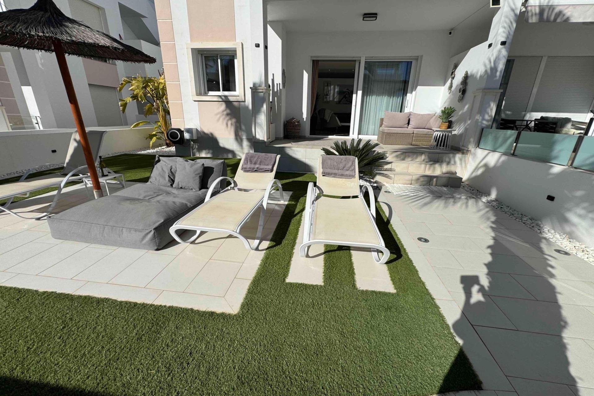 Resale - Apartment / flat -
Rojales - Cuidad Quesada