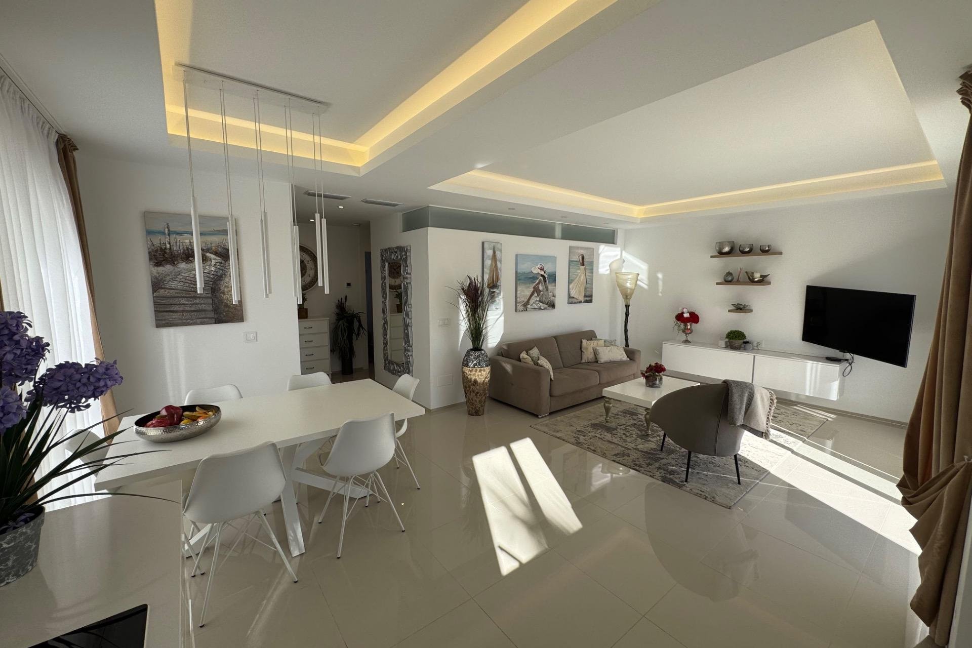 Resale - Apartment / flat -
Rojales - Cuidad Quesada