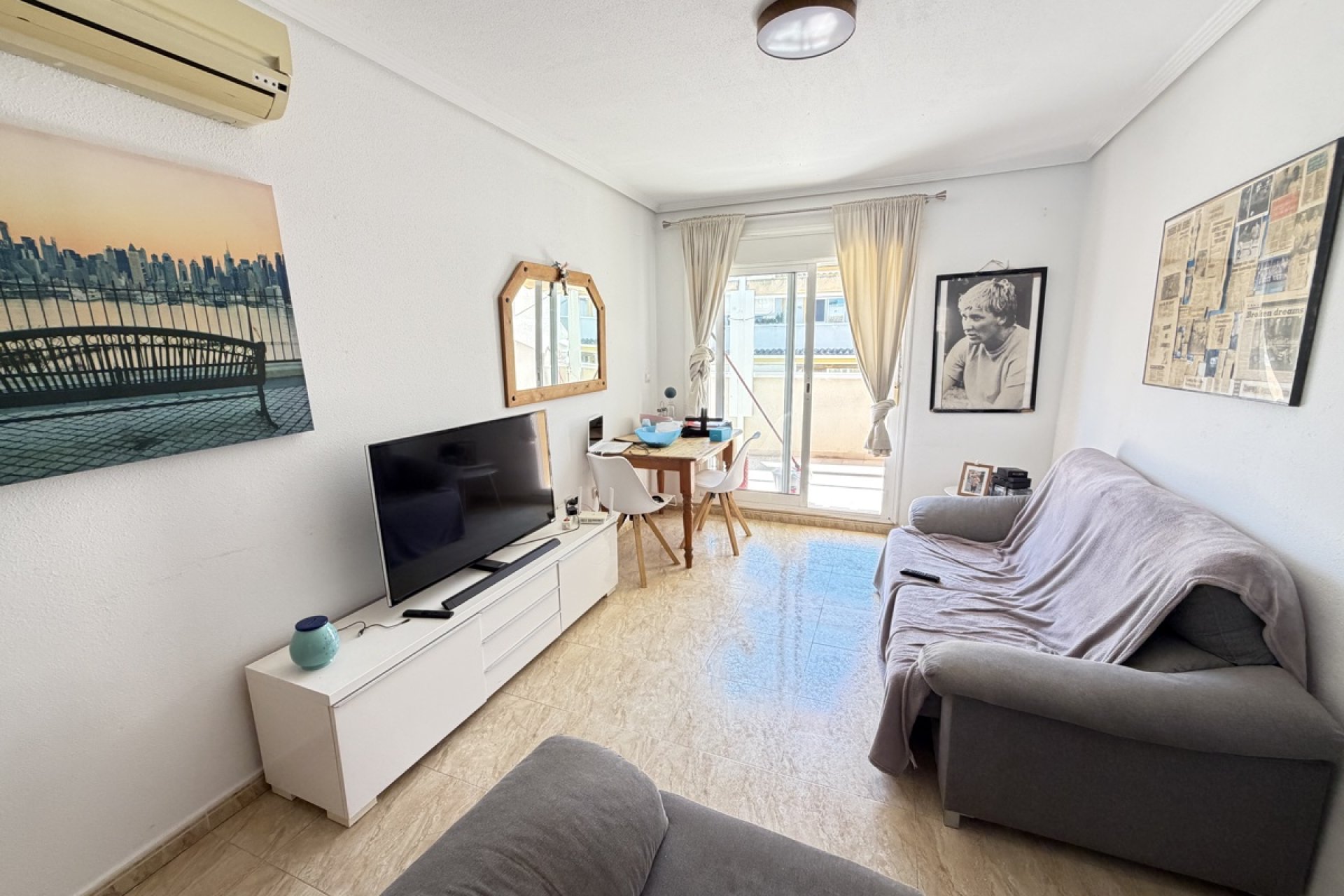 Resale - Apartment / flat -
San Miguel de Salinas - San Miguel - Town